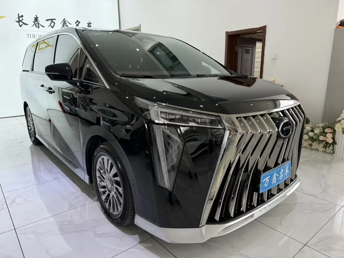 GAC Trumpchi M8
