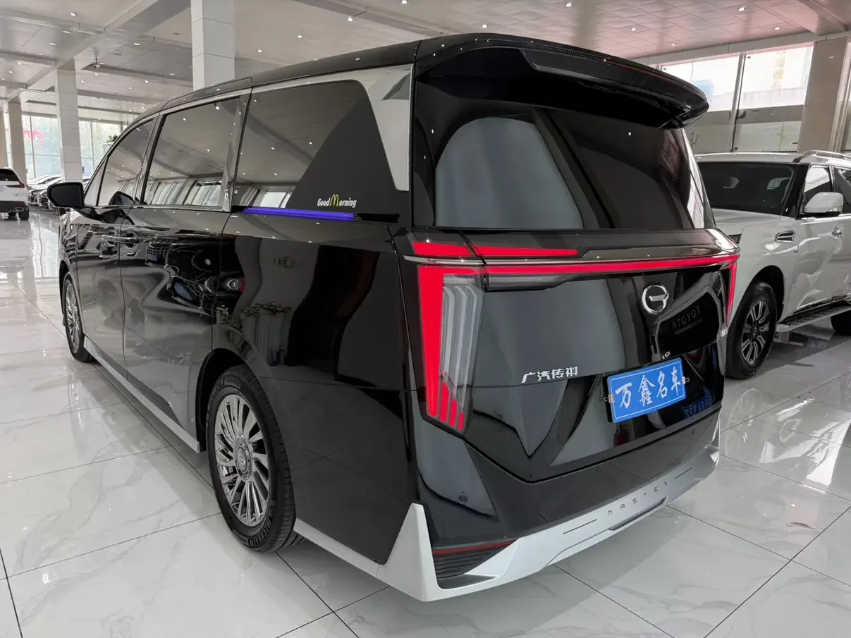 GAC Trumpchi M8
