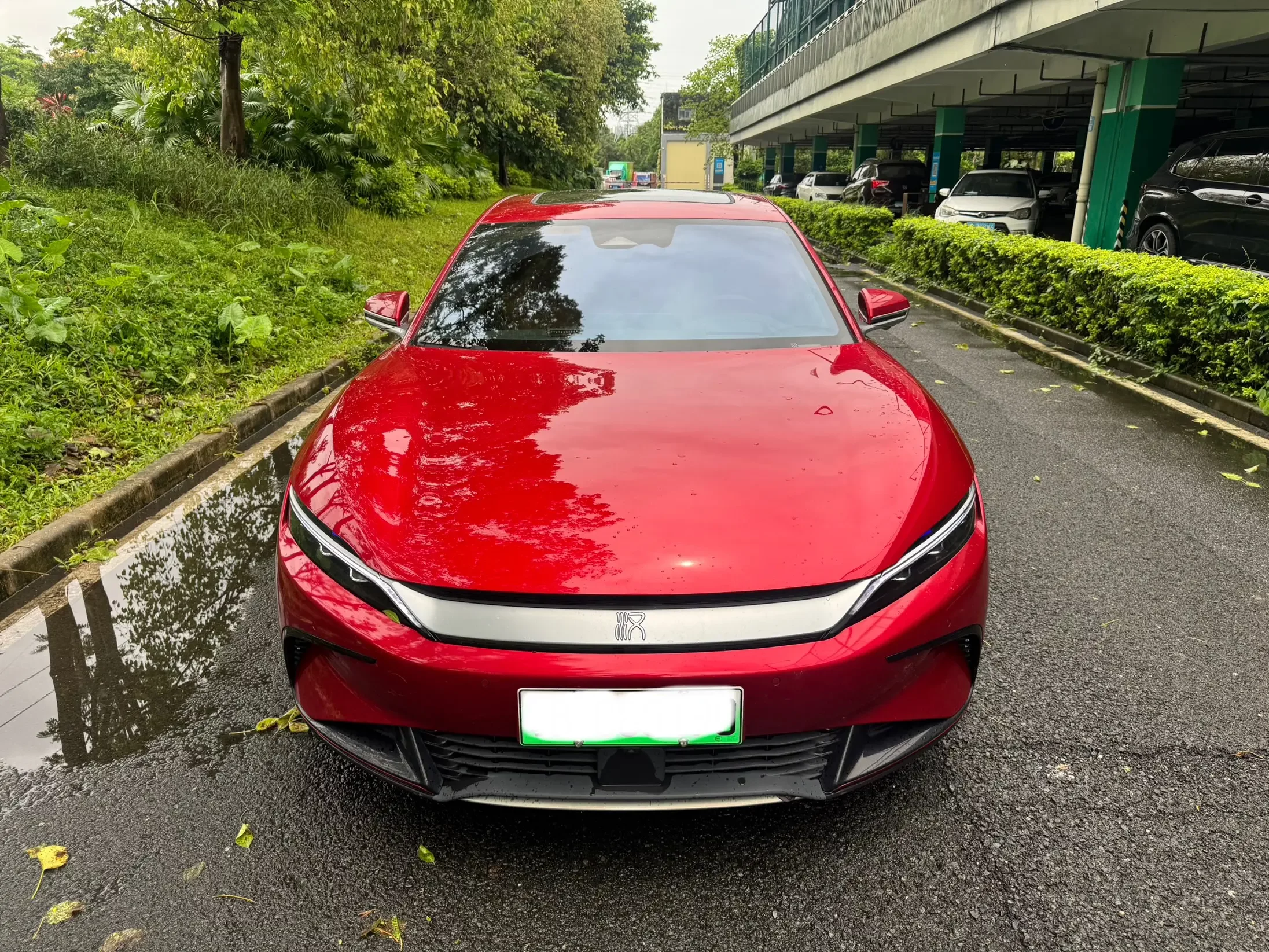 BYD Han EV