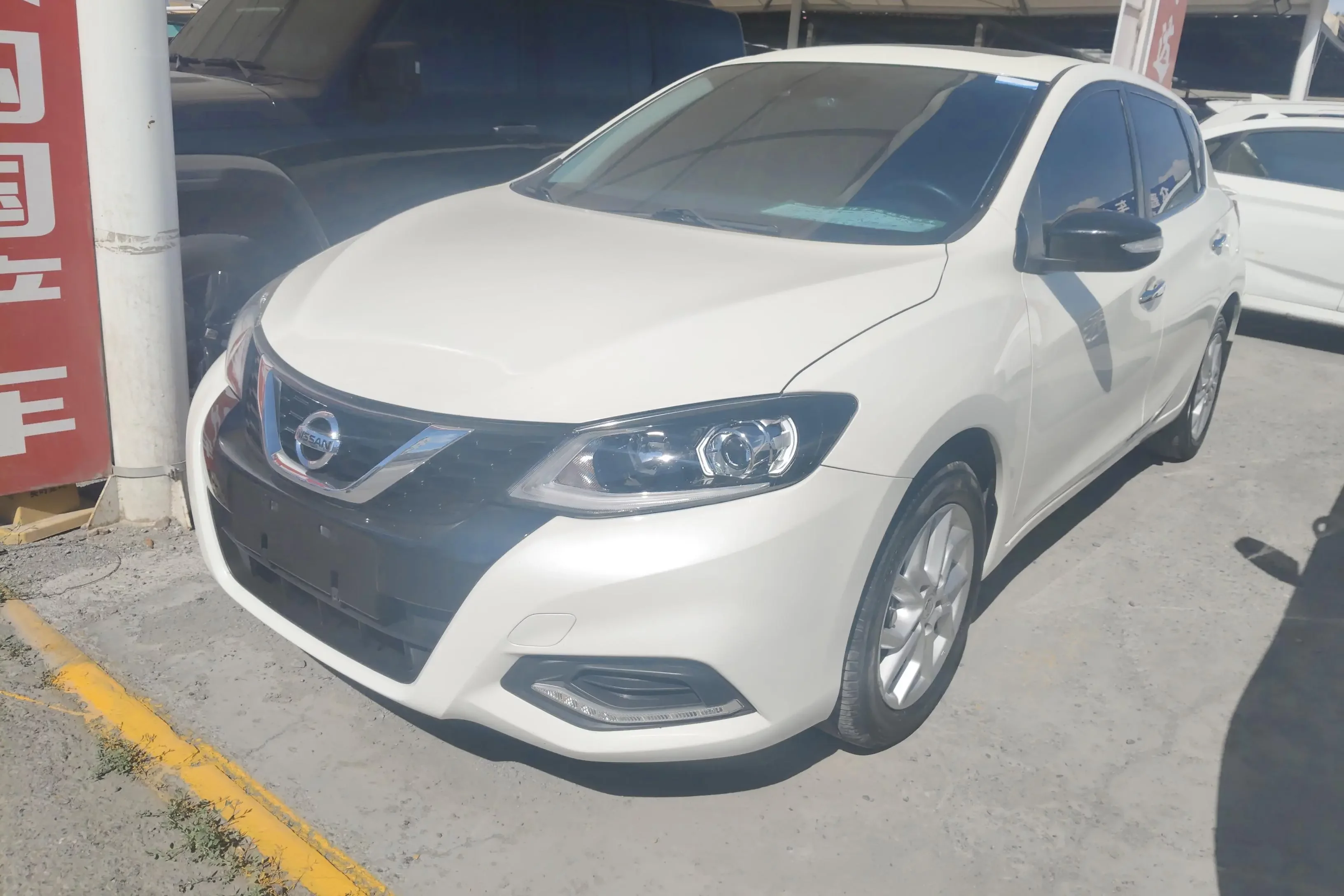 Nissan Tiida  из Китая