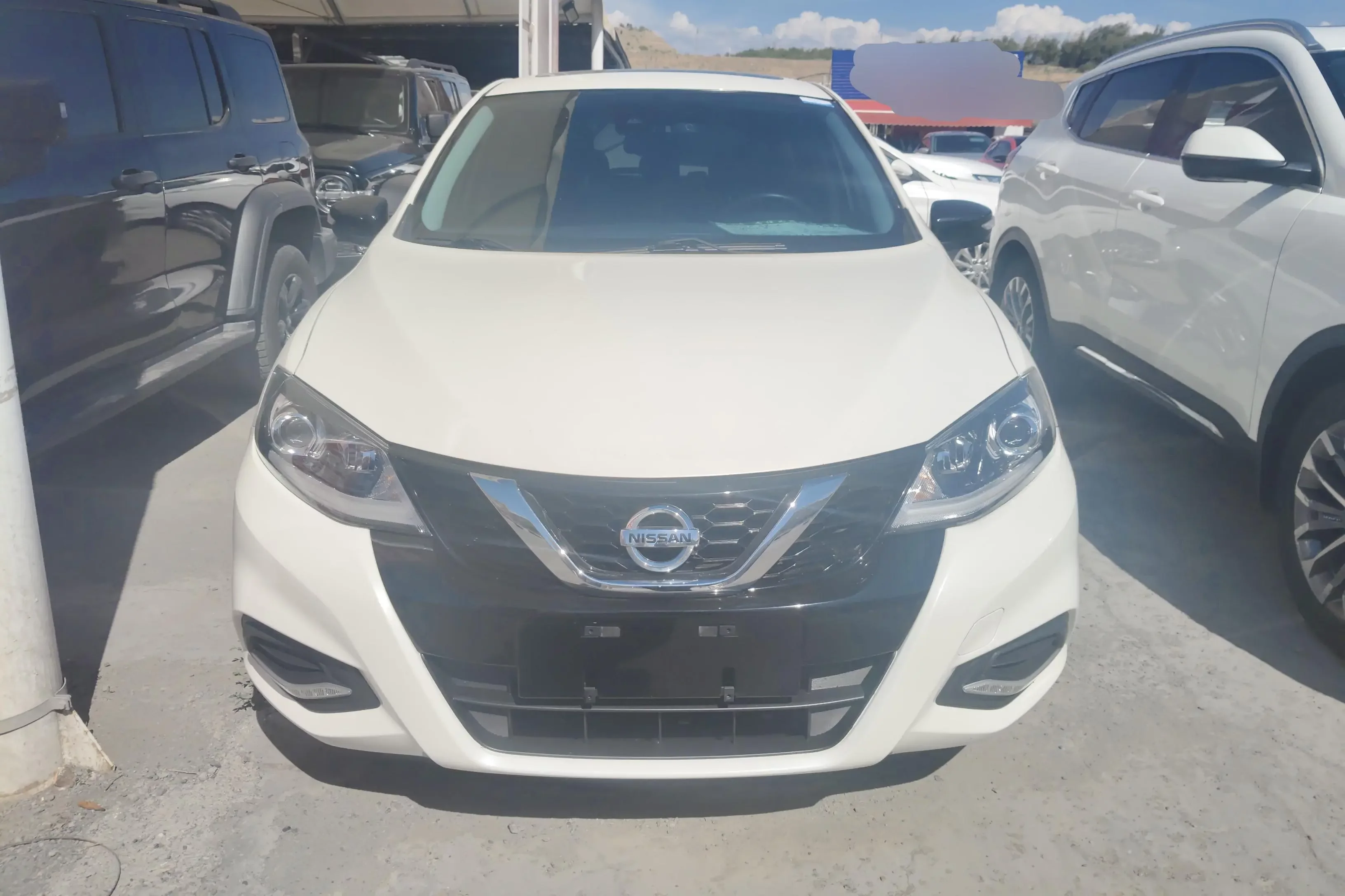 Nissan Tiida  из Китая