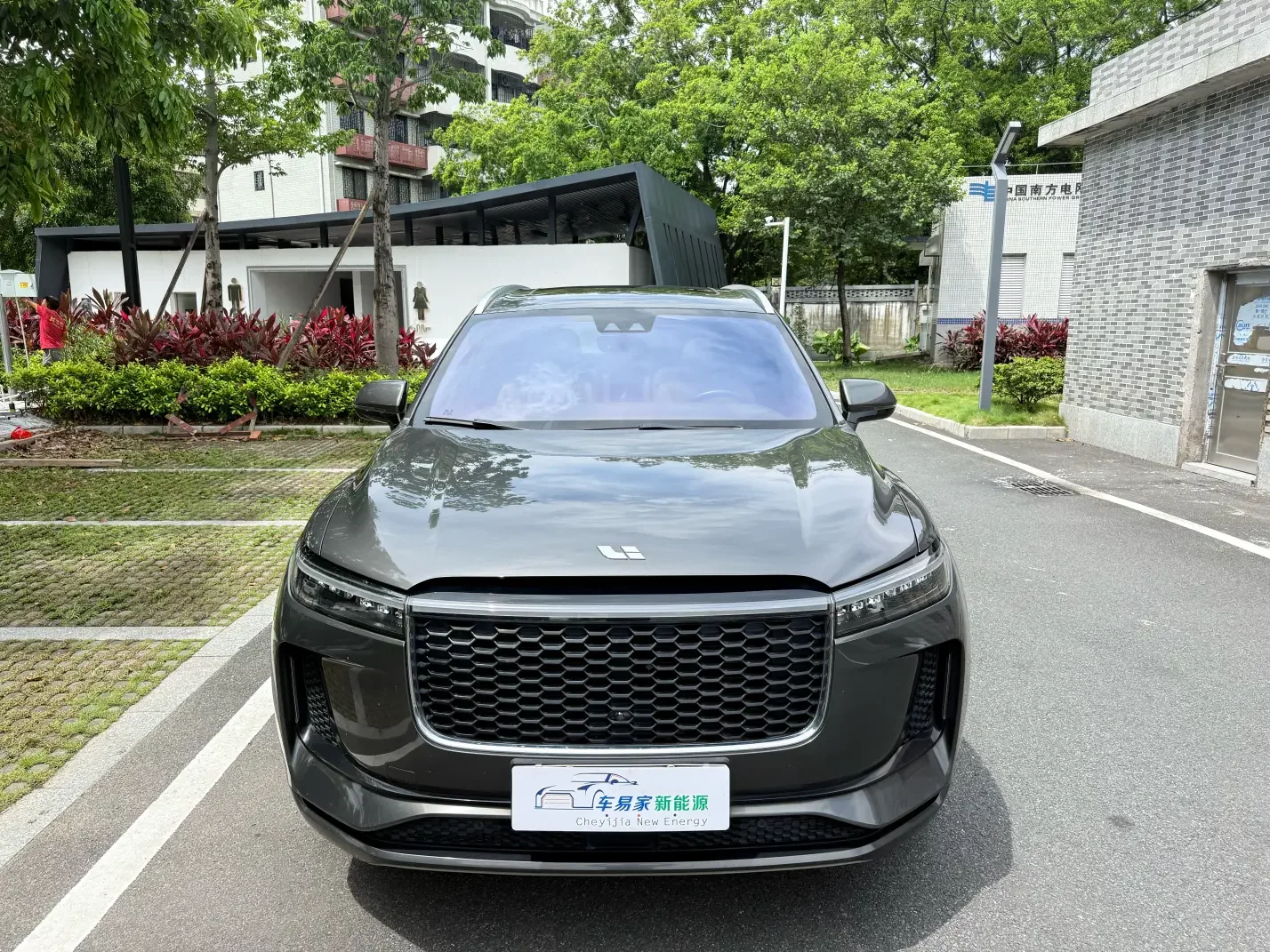 Li ONE (Ideal ONE)  из Китая