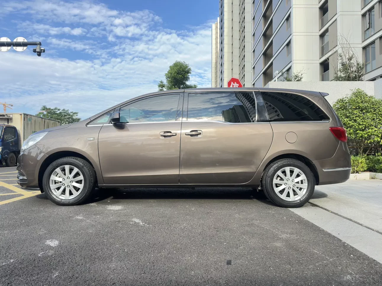 Buick GL8