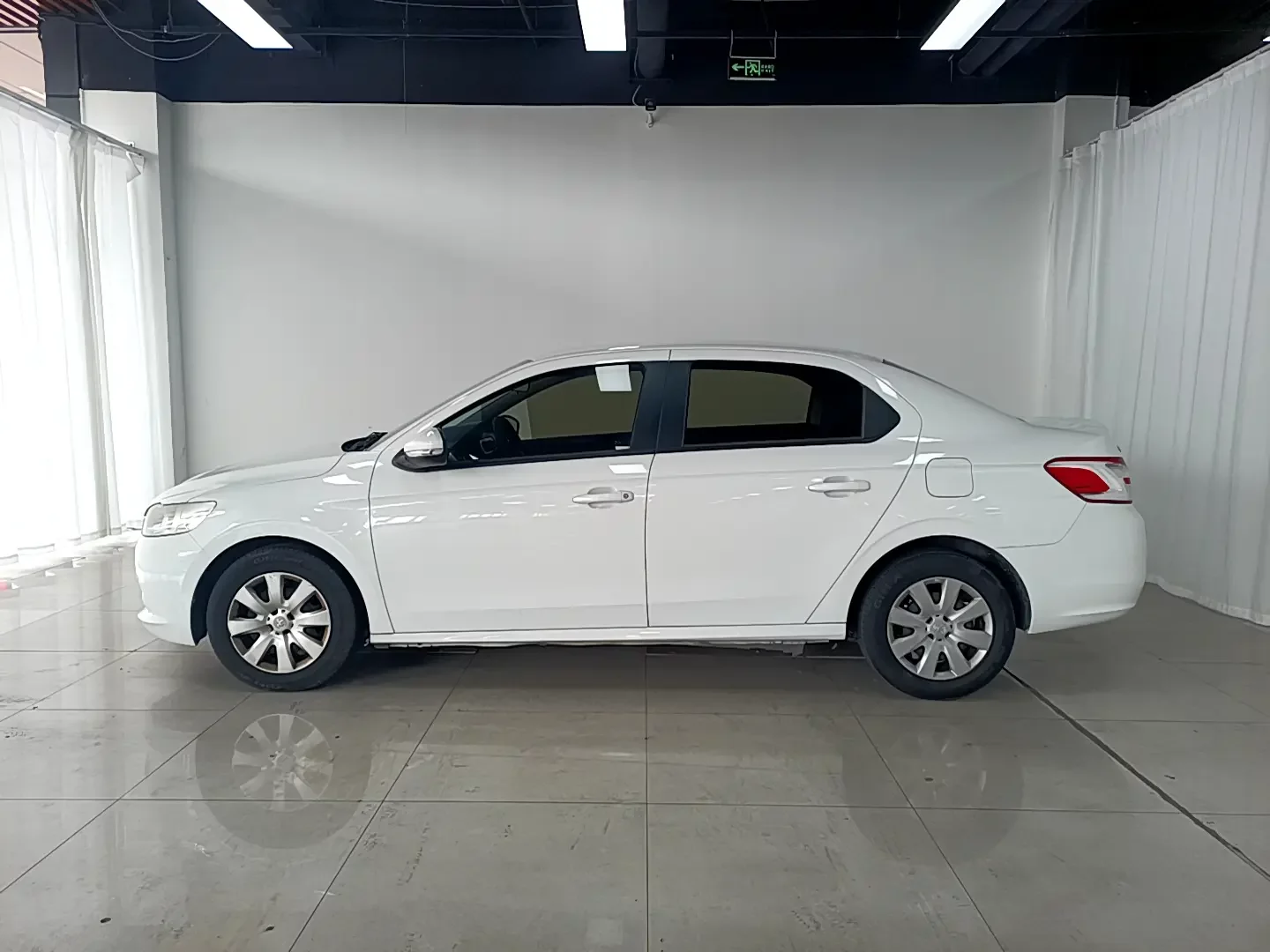 Peugeot 301