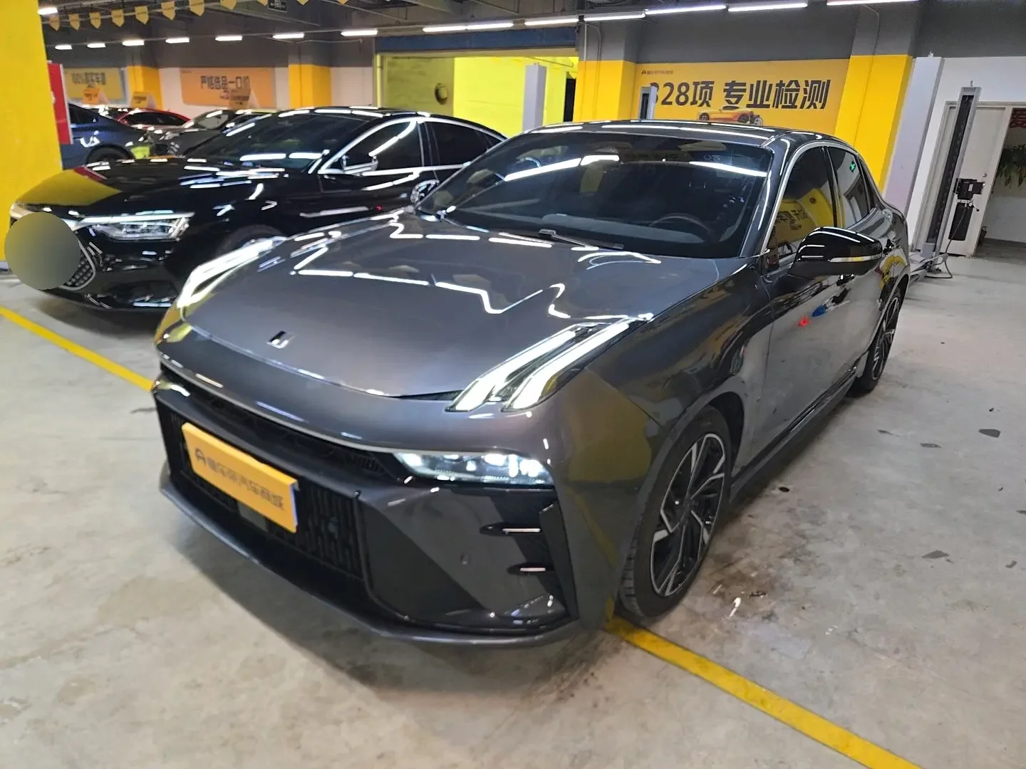 Lynk & Co 03