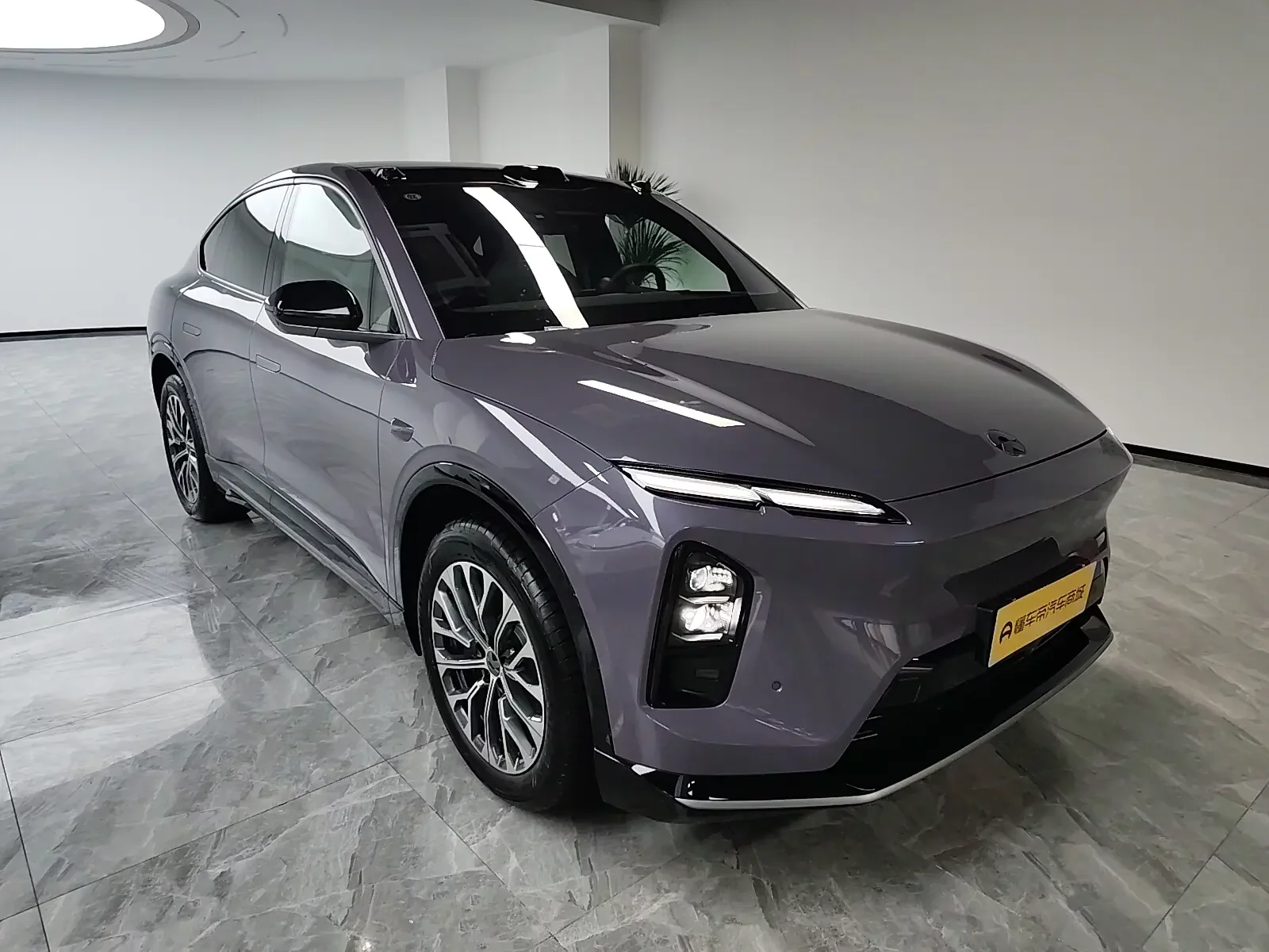NIO EC6