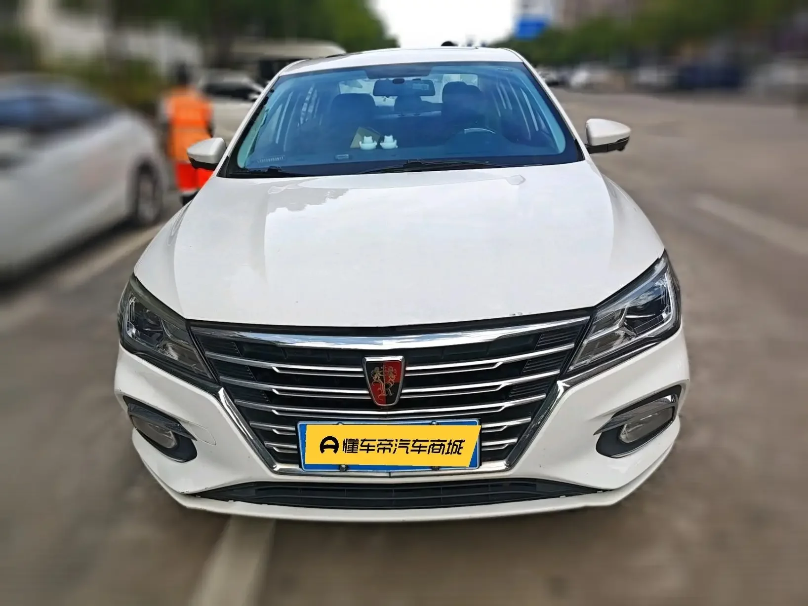 Roewe i5