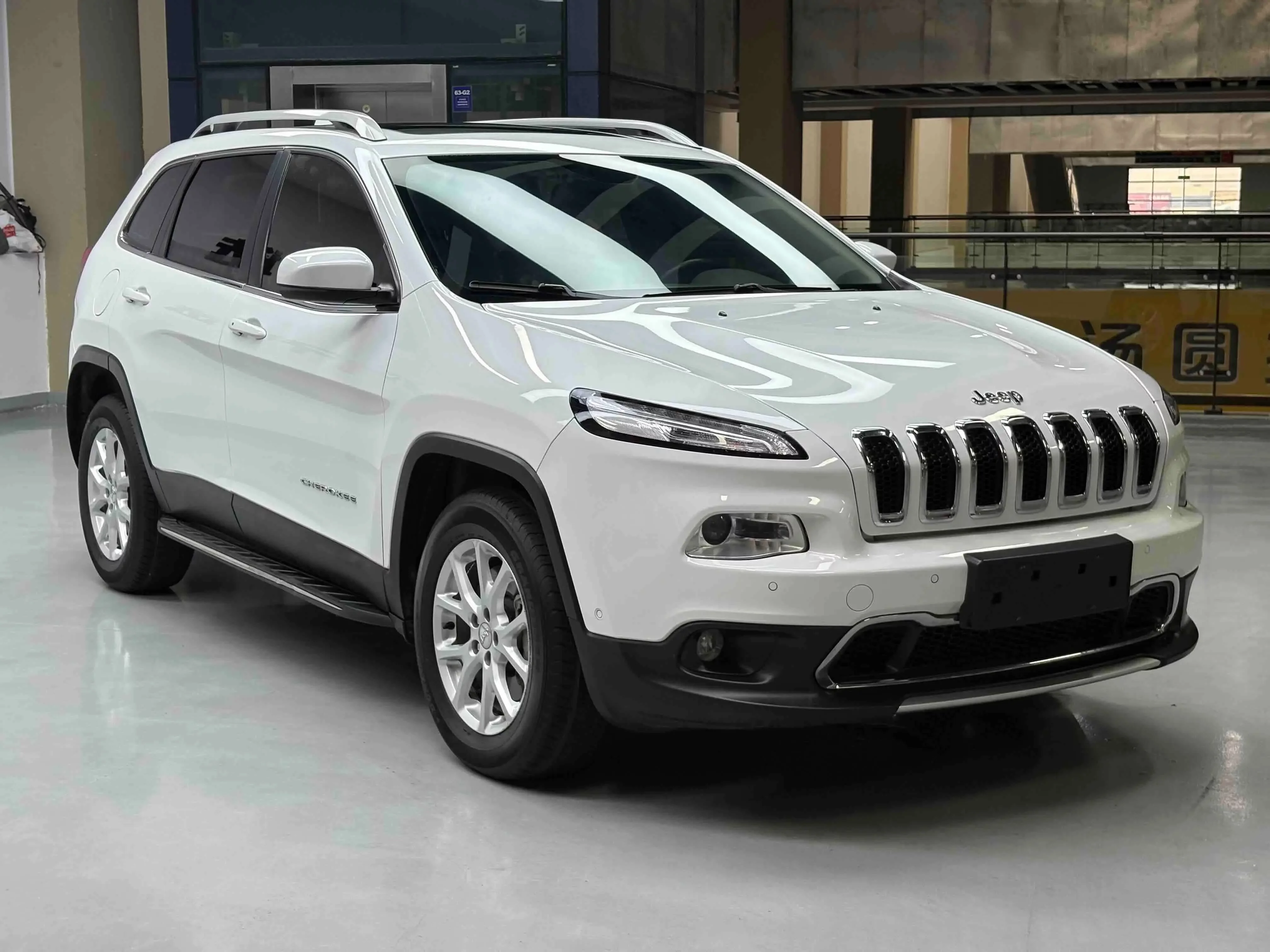 Jeep Cherokee
