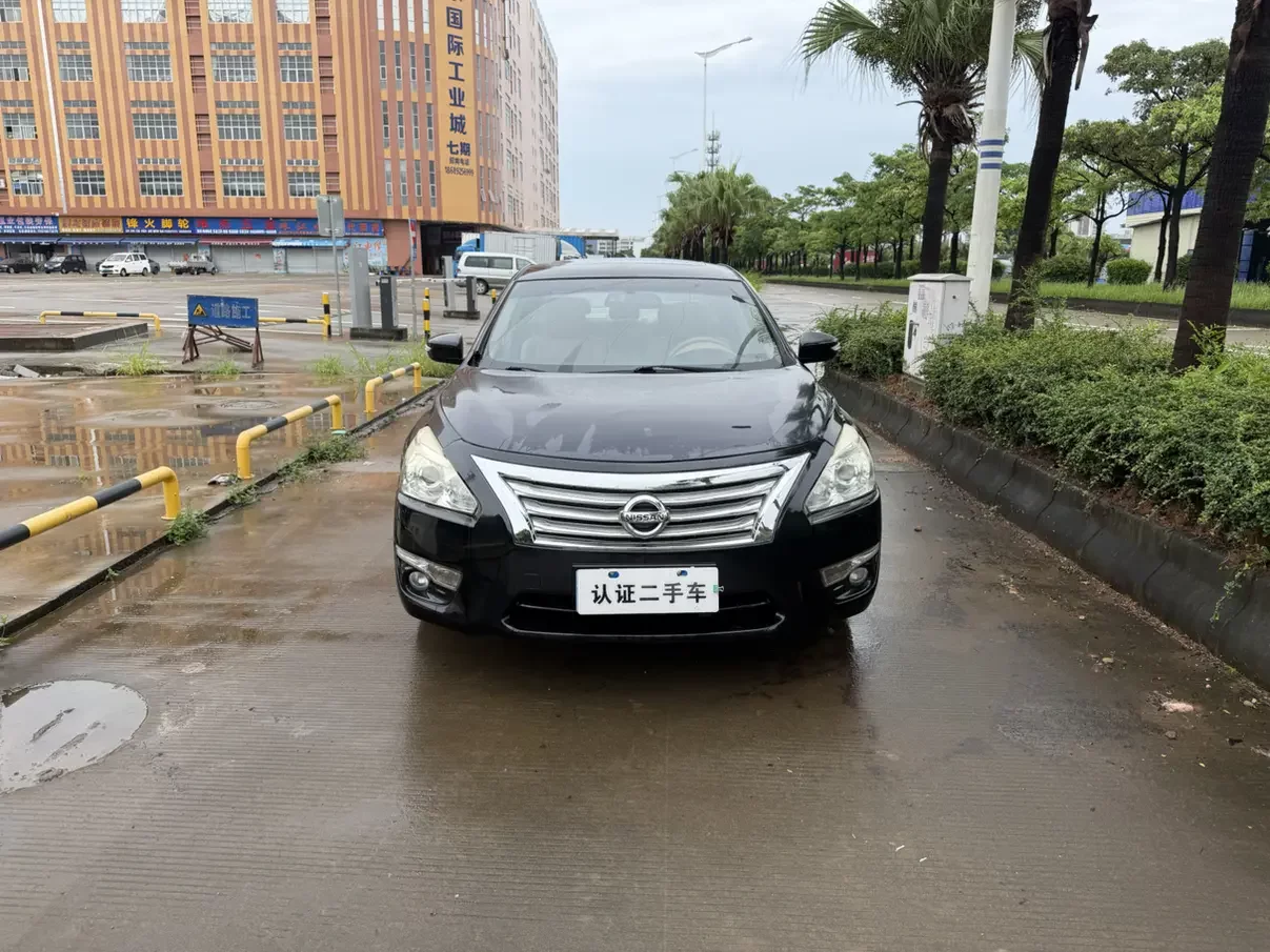 Nissan Altima (Teana)  из Китая