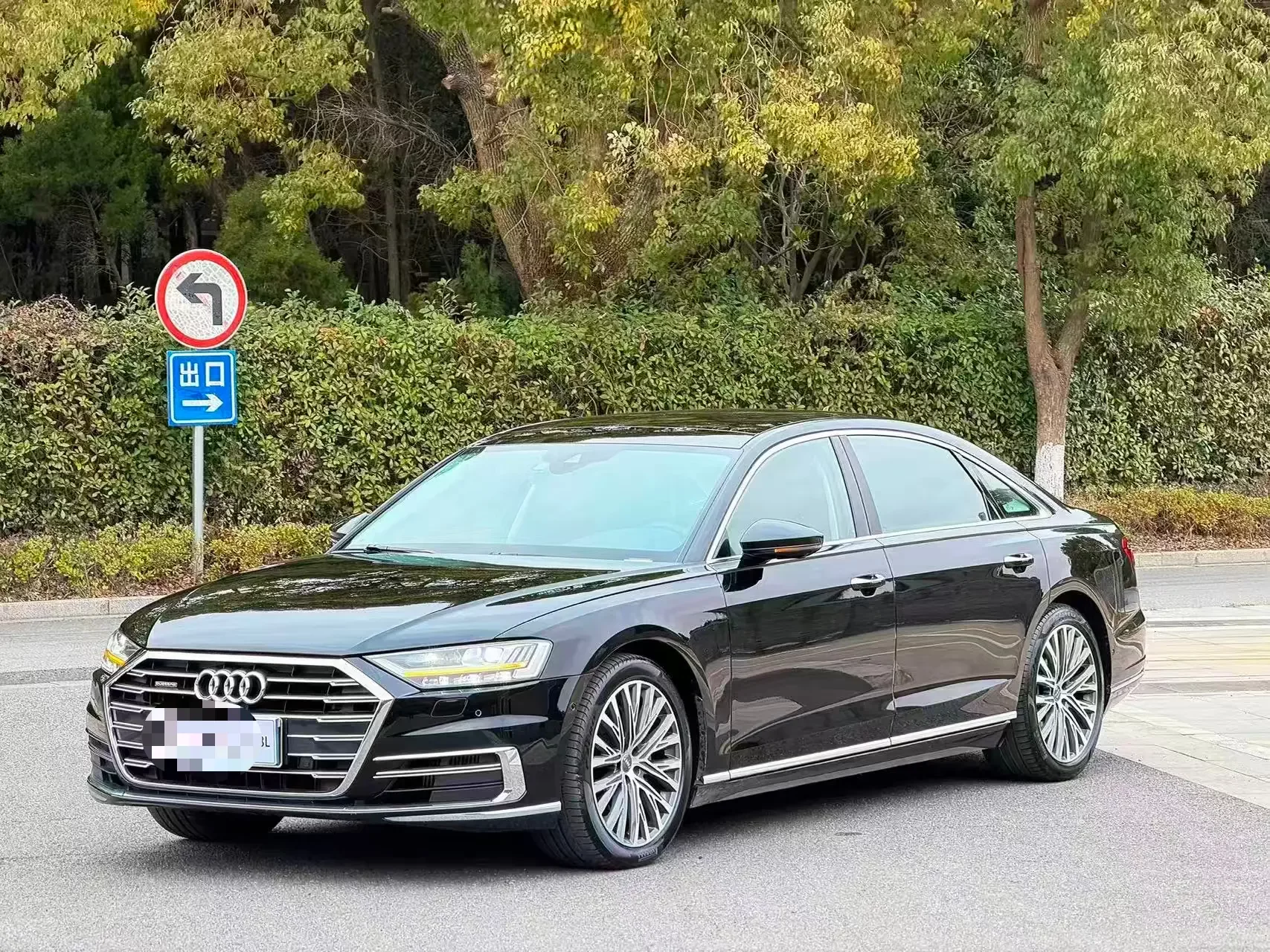 Audi A8