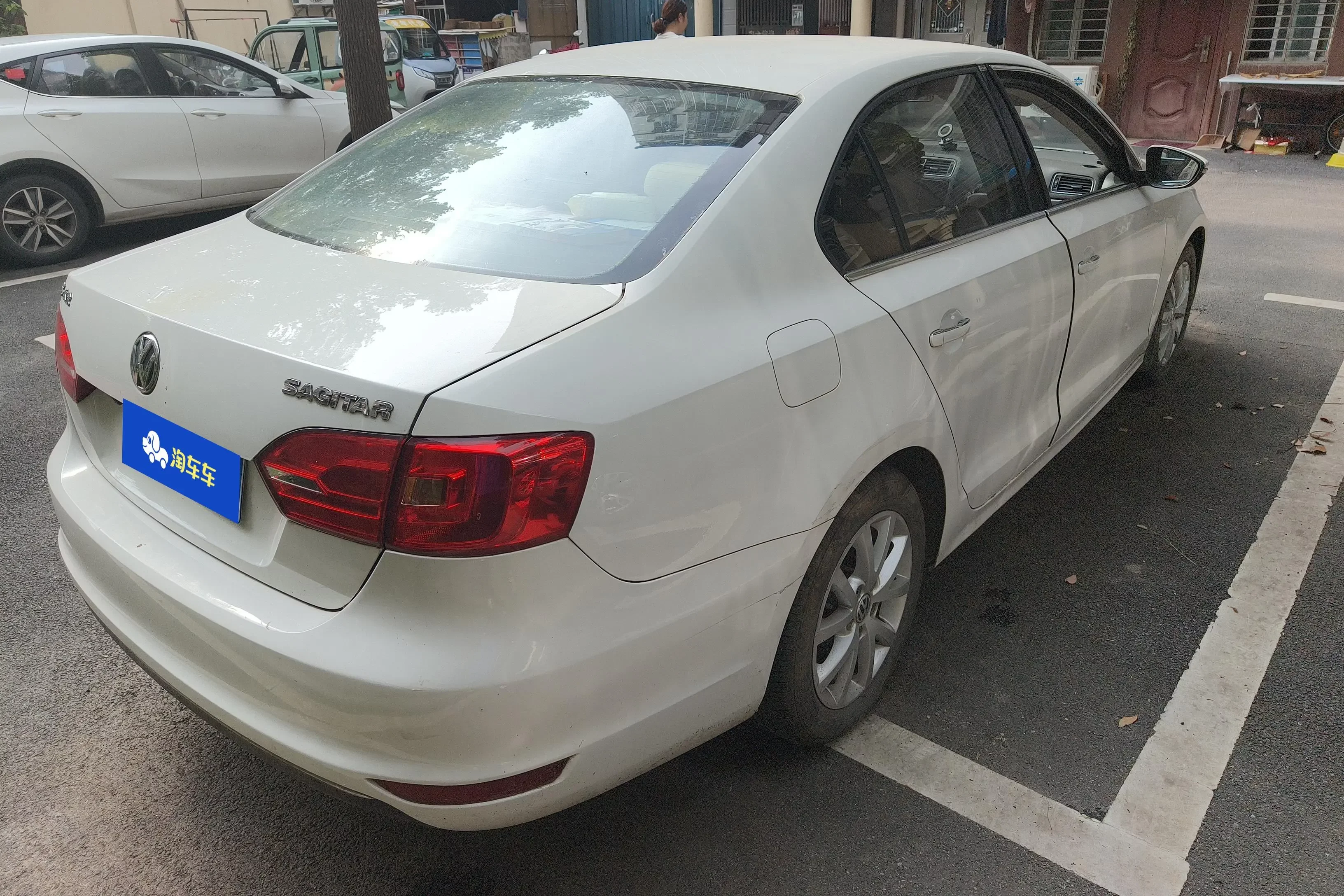 Volkswagen Sagitar