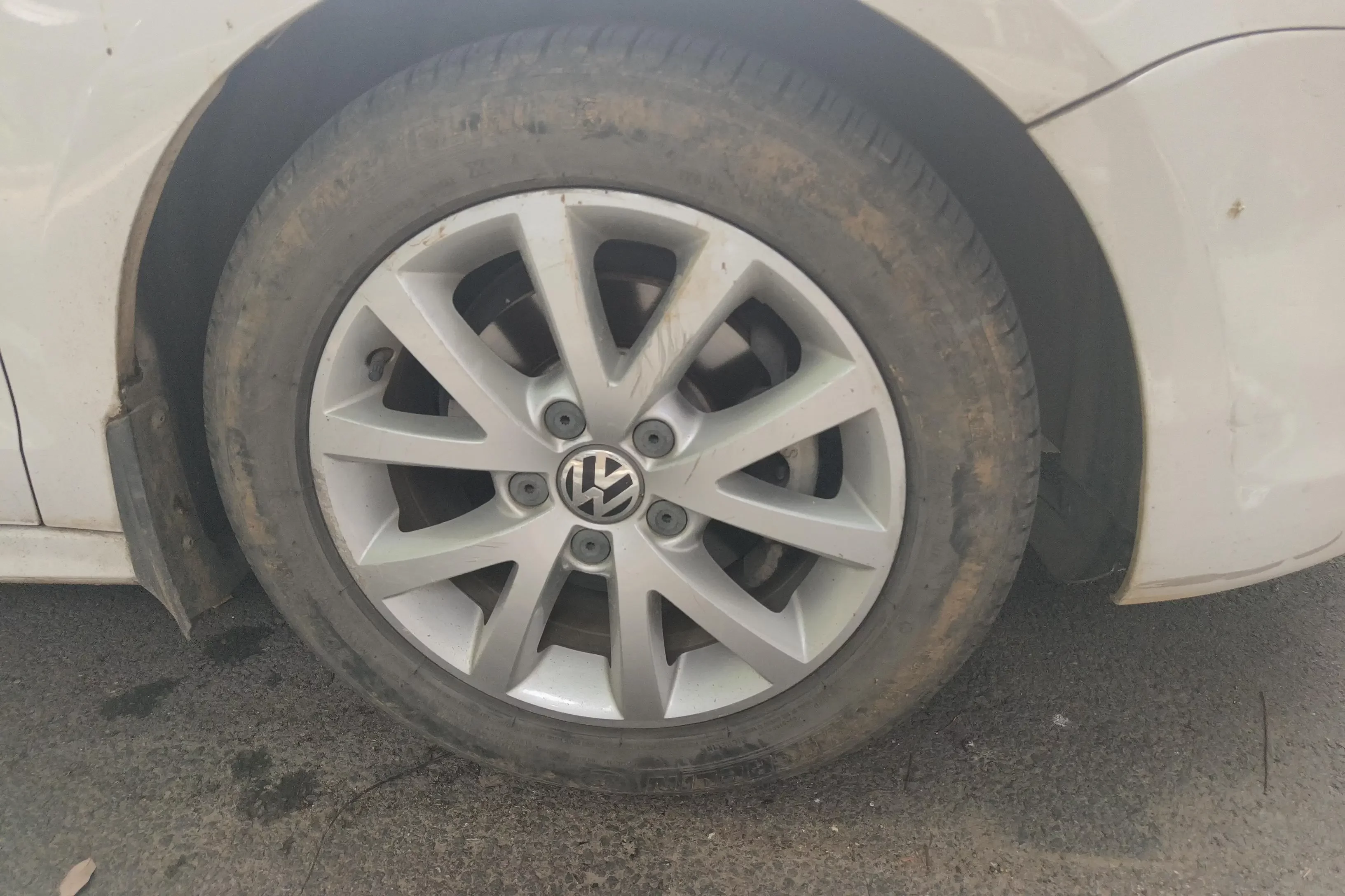 Volkswagen Sagitar