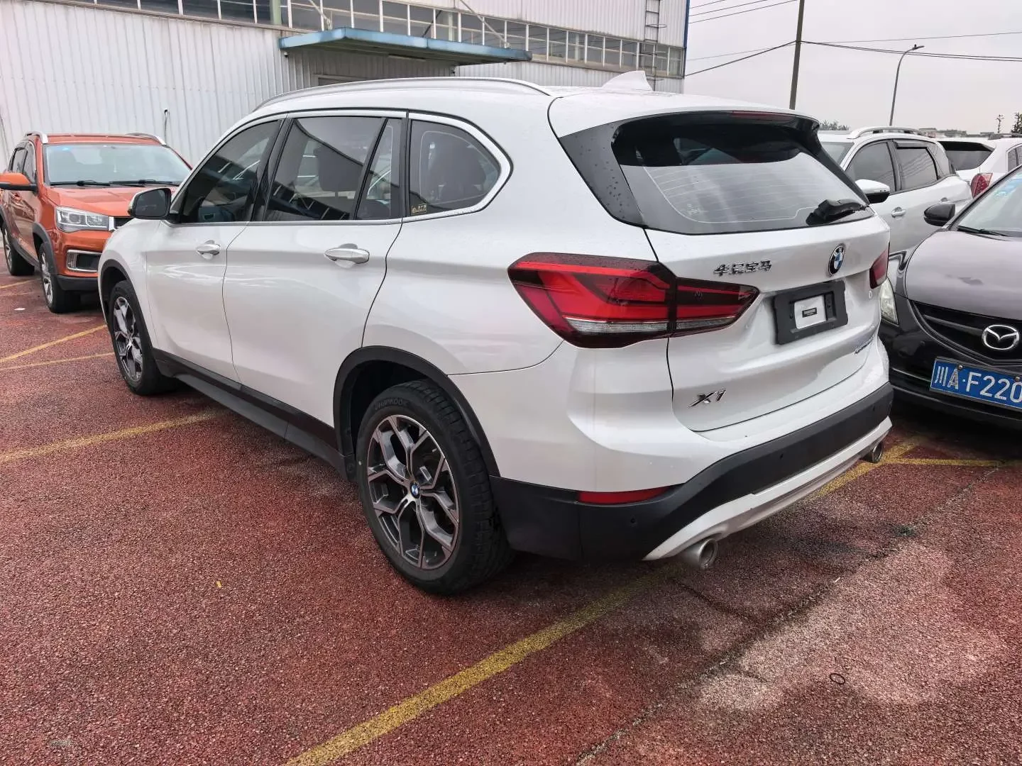 BMW X1