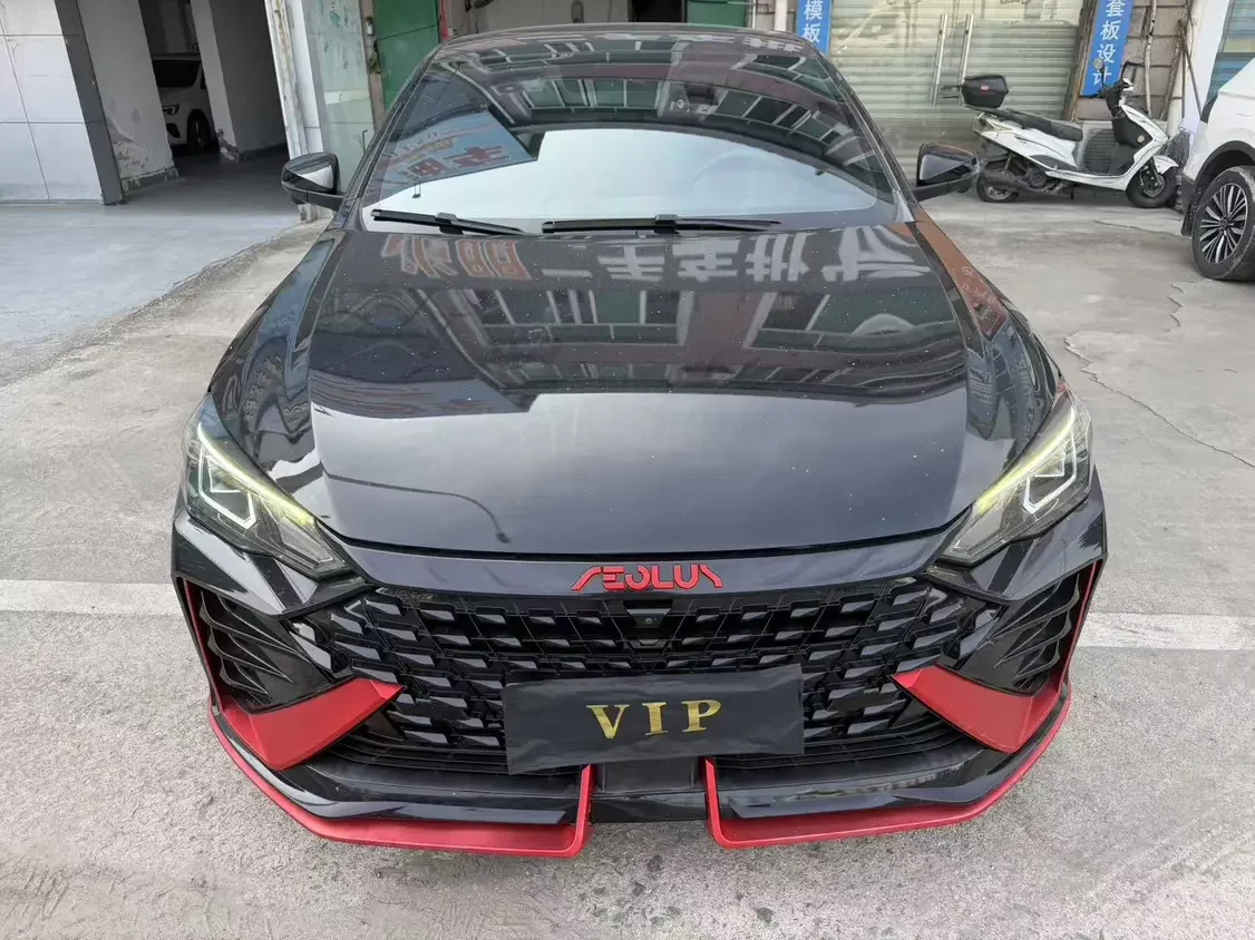Dongfeng Yixuan MAX  из Китая
