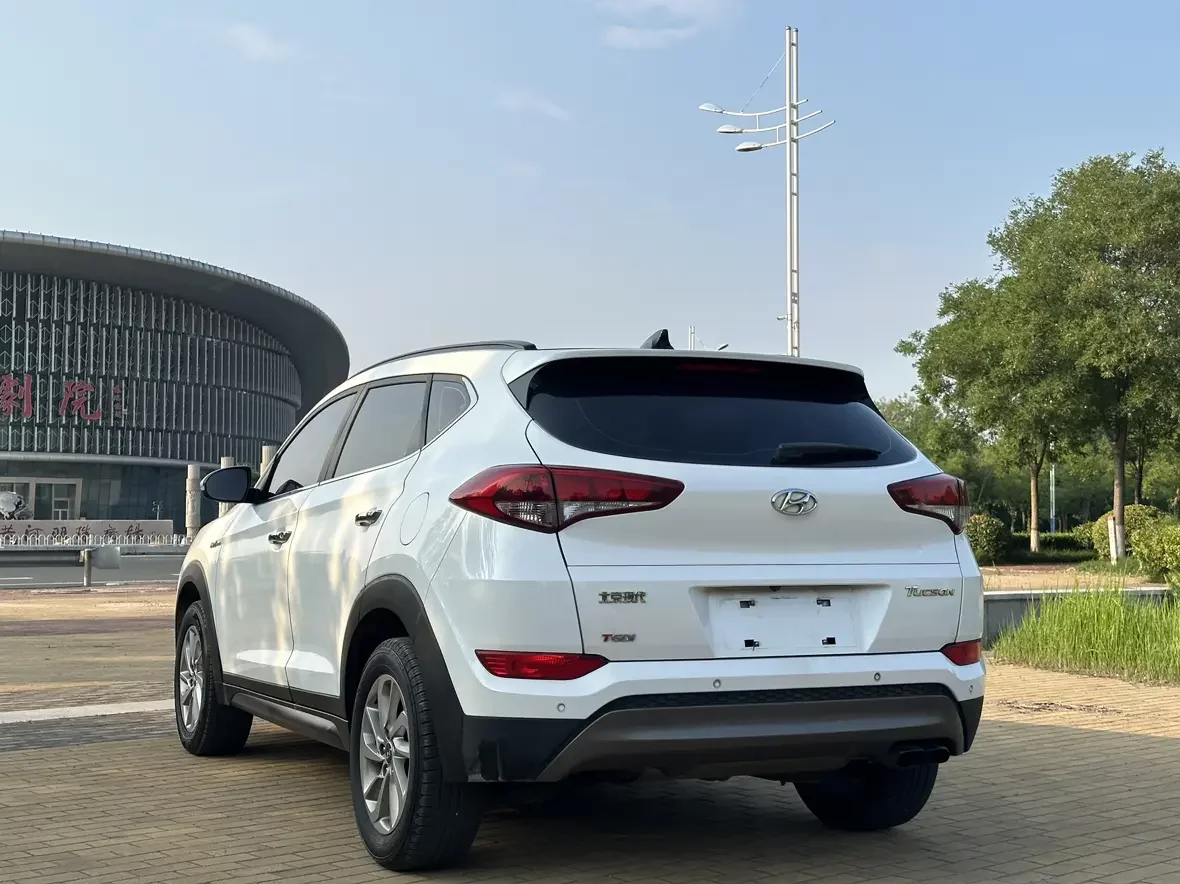 Hyundai Tucson L