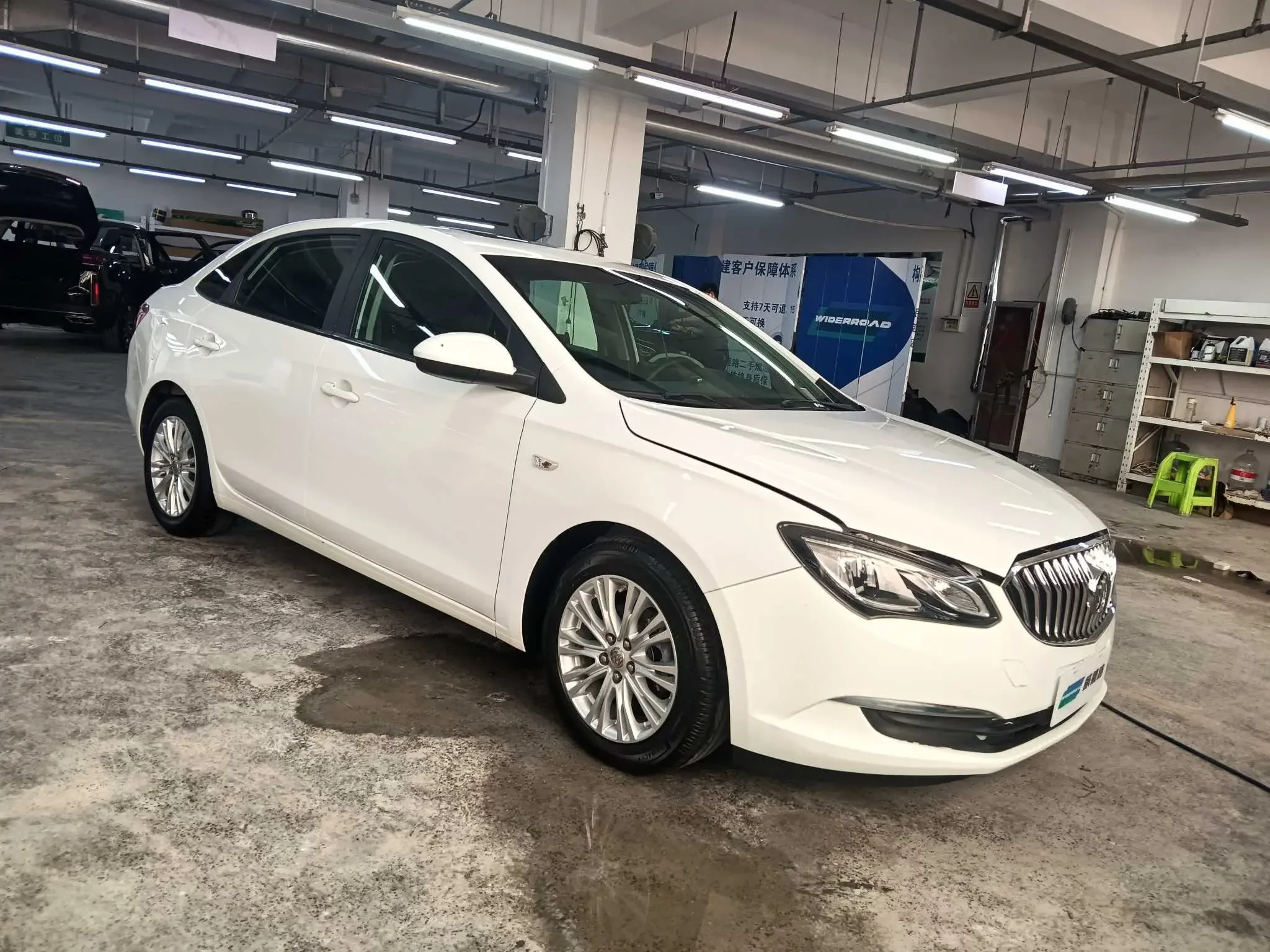 Buick Yinglang