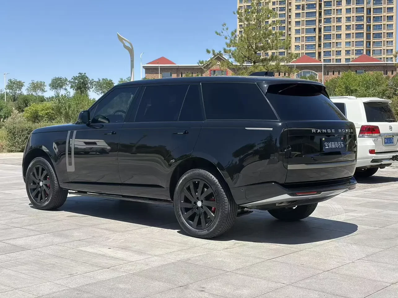 Land Rover range rover