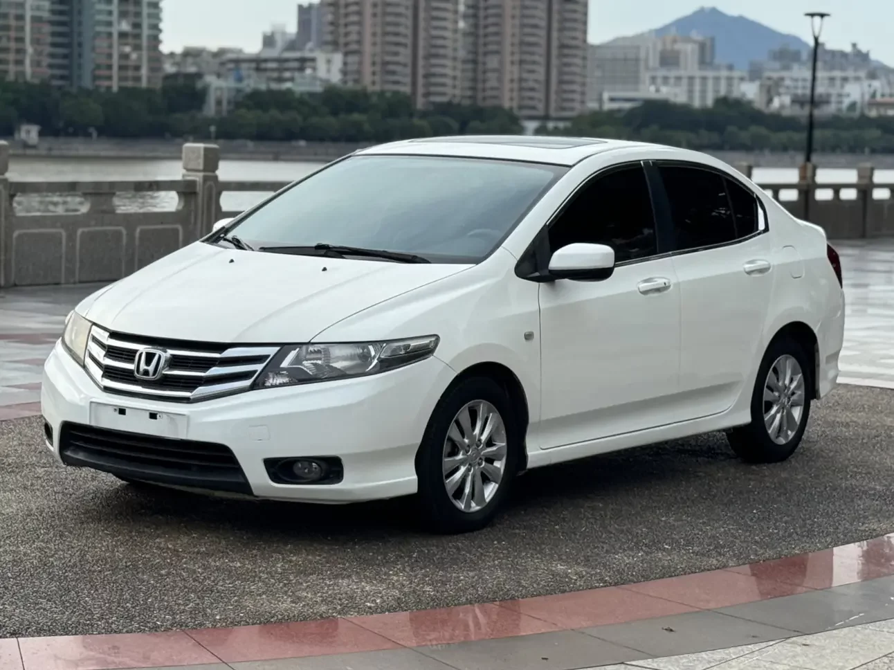 Honda Avant-garde classic