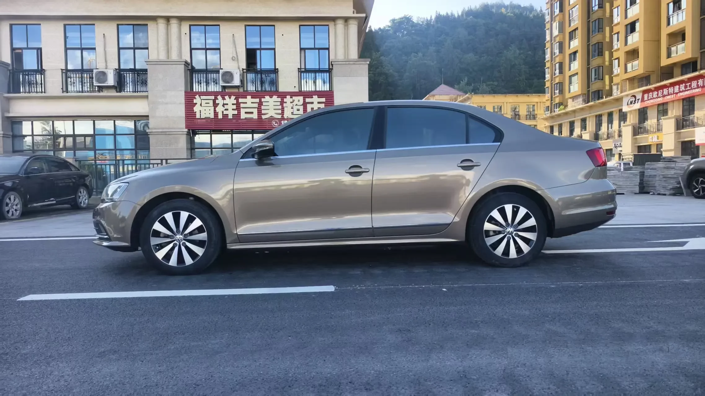 Volkswagen Sagitar