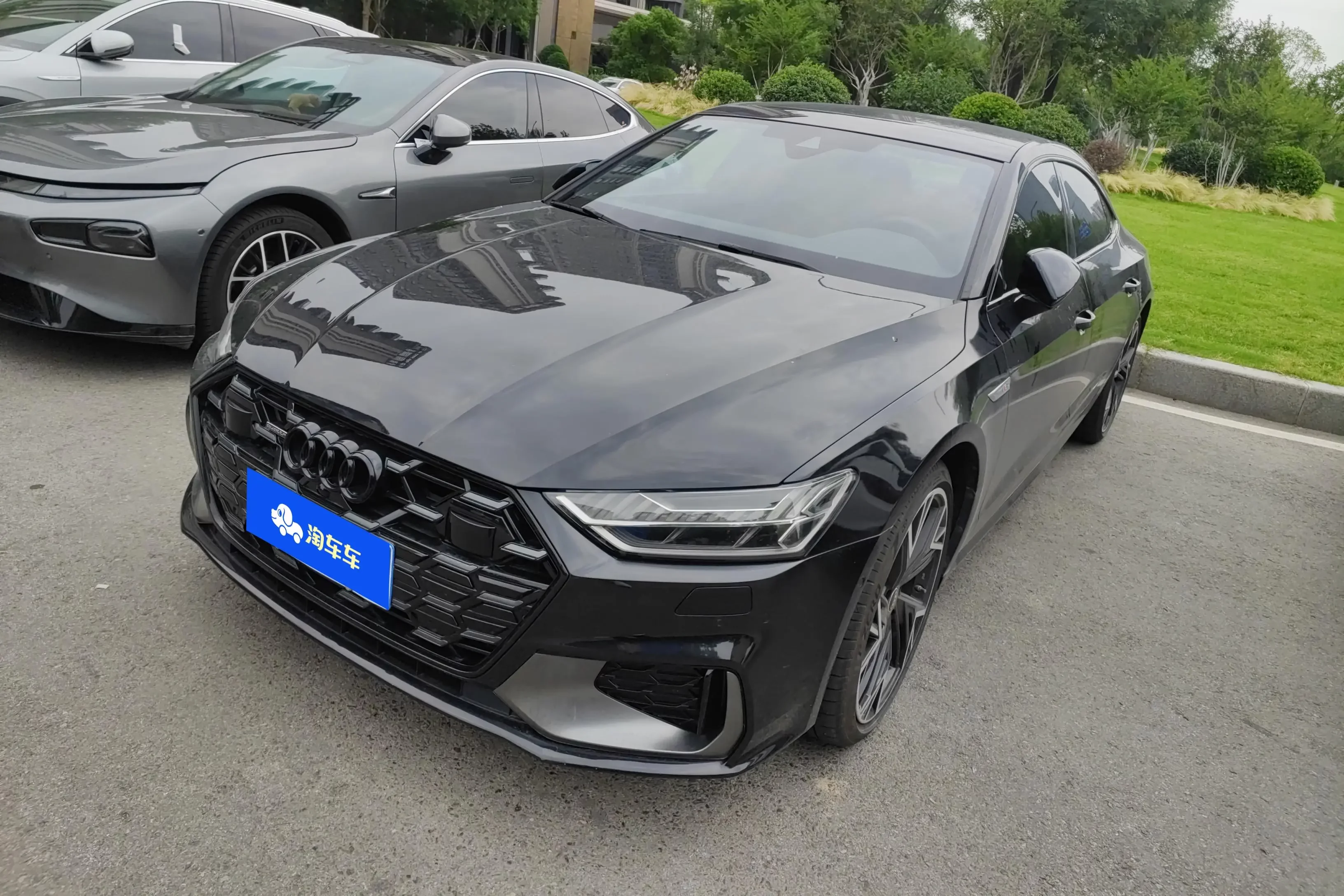 Audi A7L