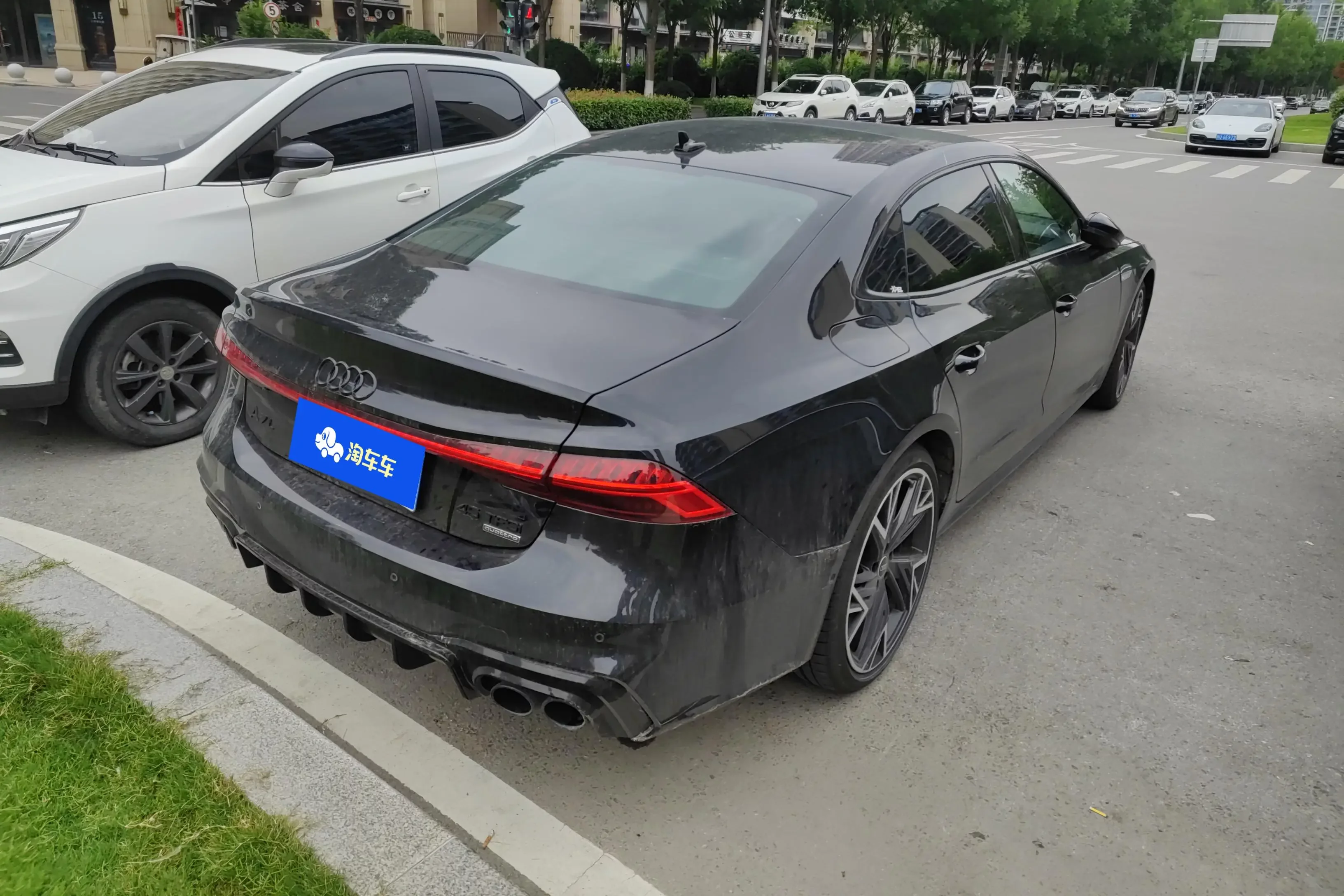 Audi A7L