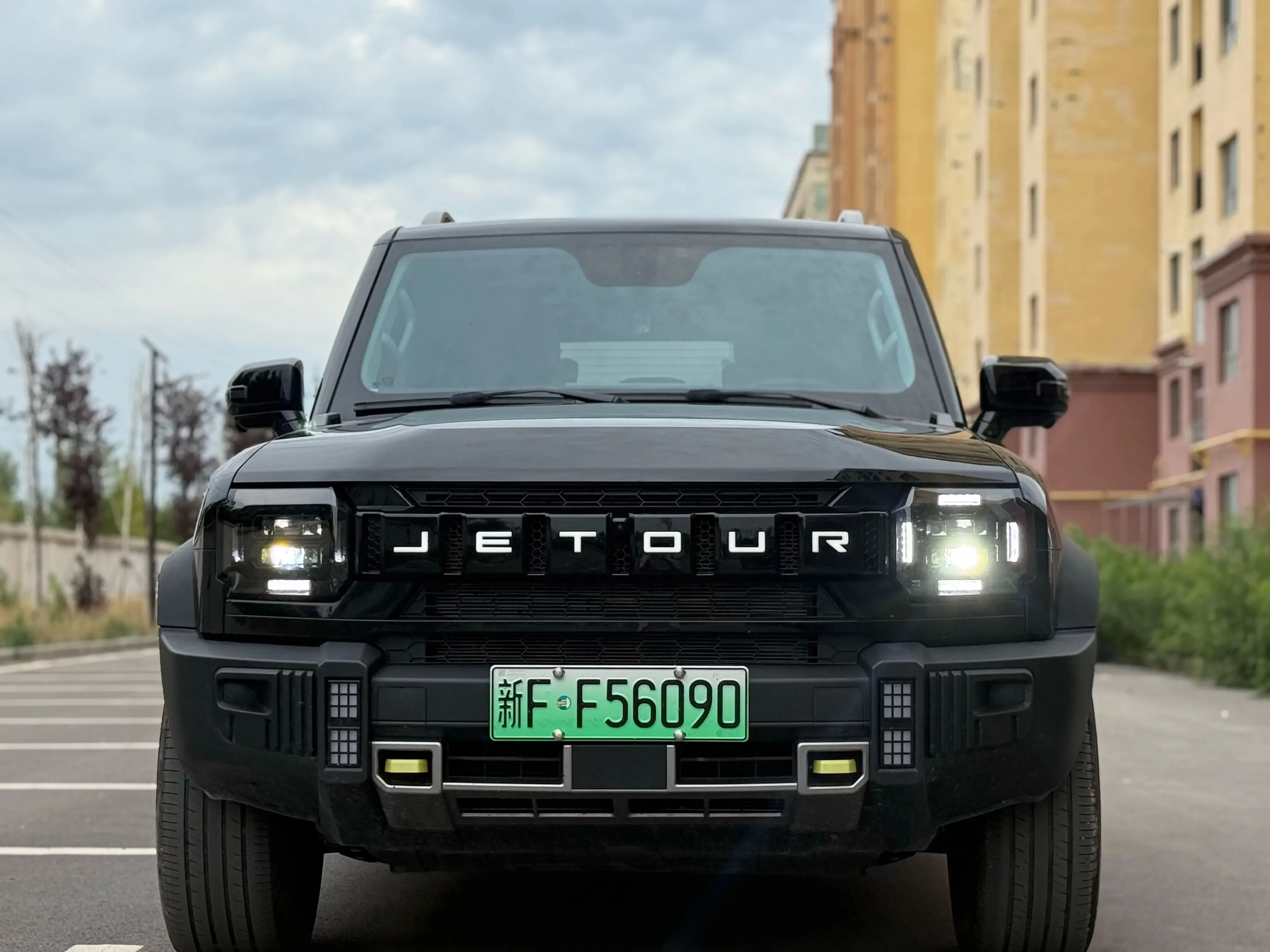 Jietu Shanhai Jetour Traveler C-DM