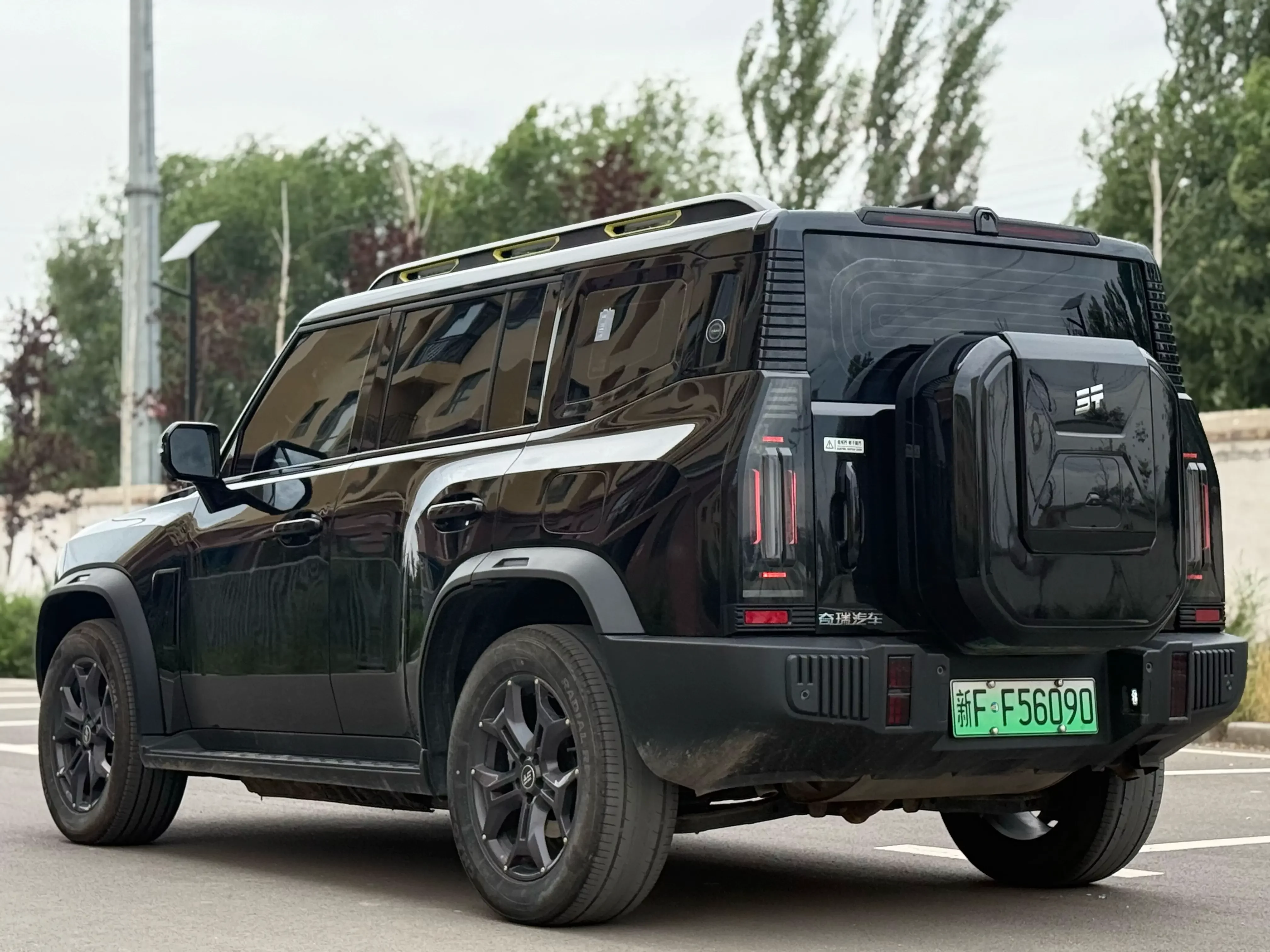 Jietu Shanhai Jetour Traveler C-DM