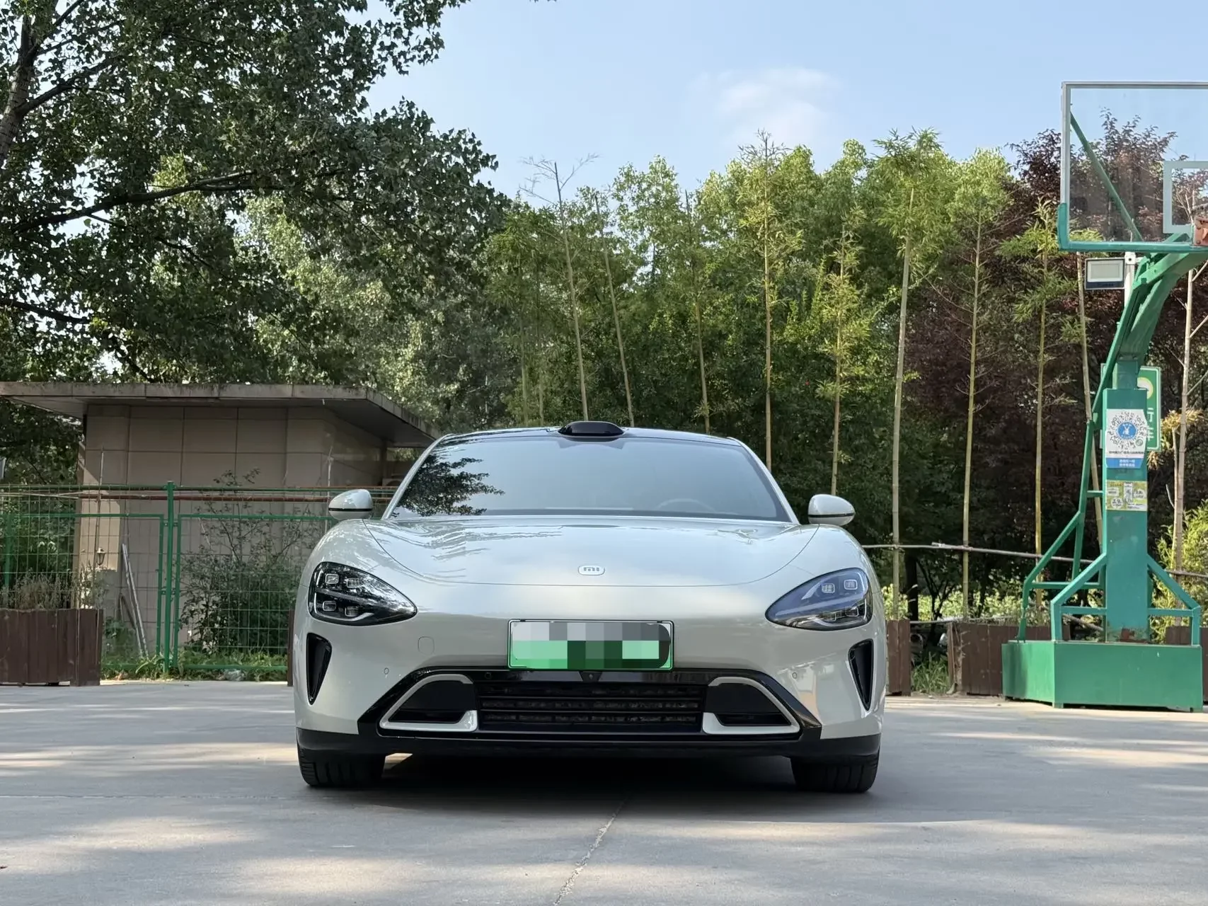 Xiaomi car Xiaomi SU7  из Китая