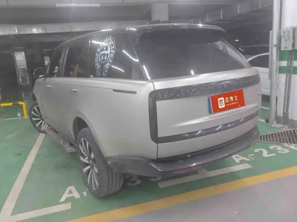 Land Rover range rover