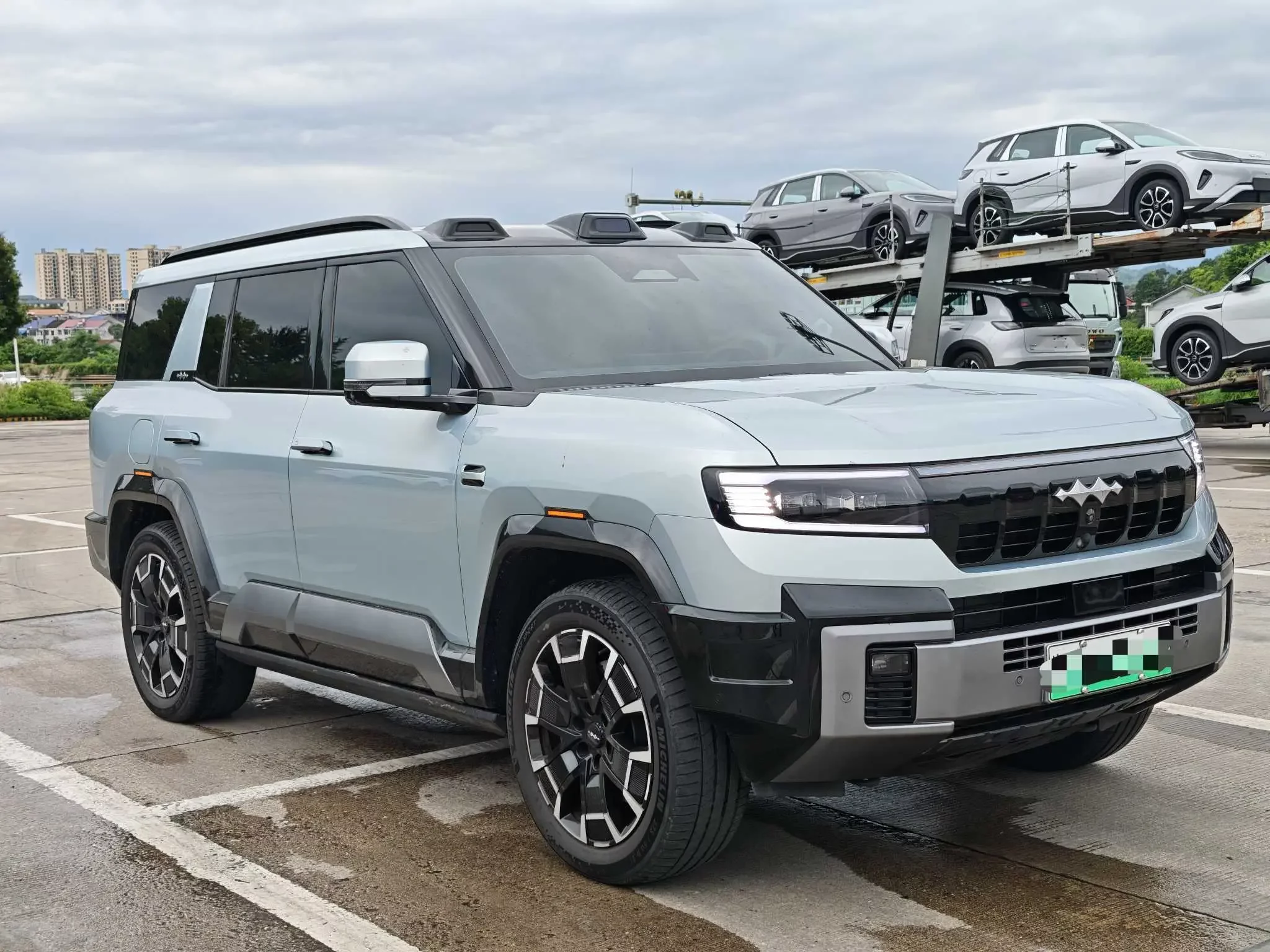 BYD Leopard Leopard 8
