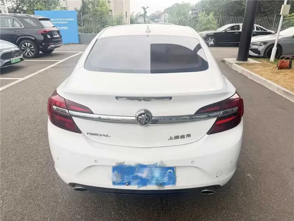 Buick Majesty