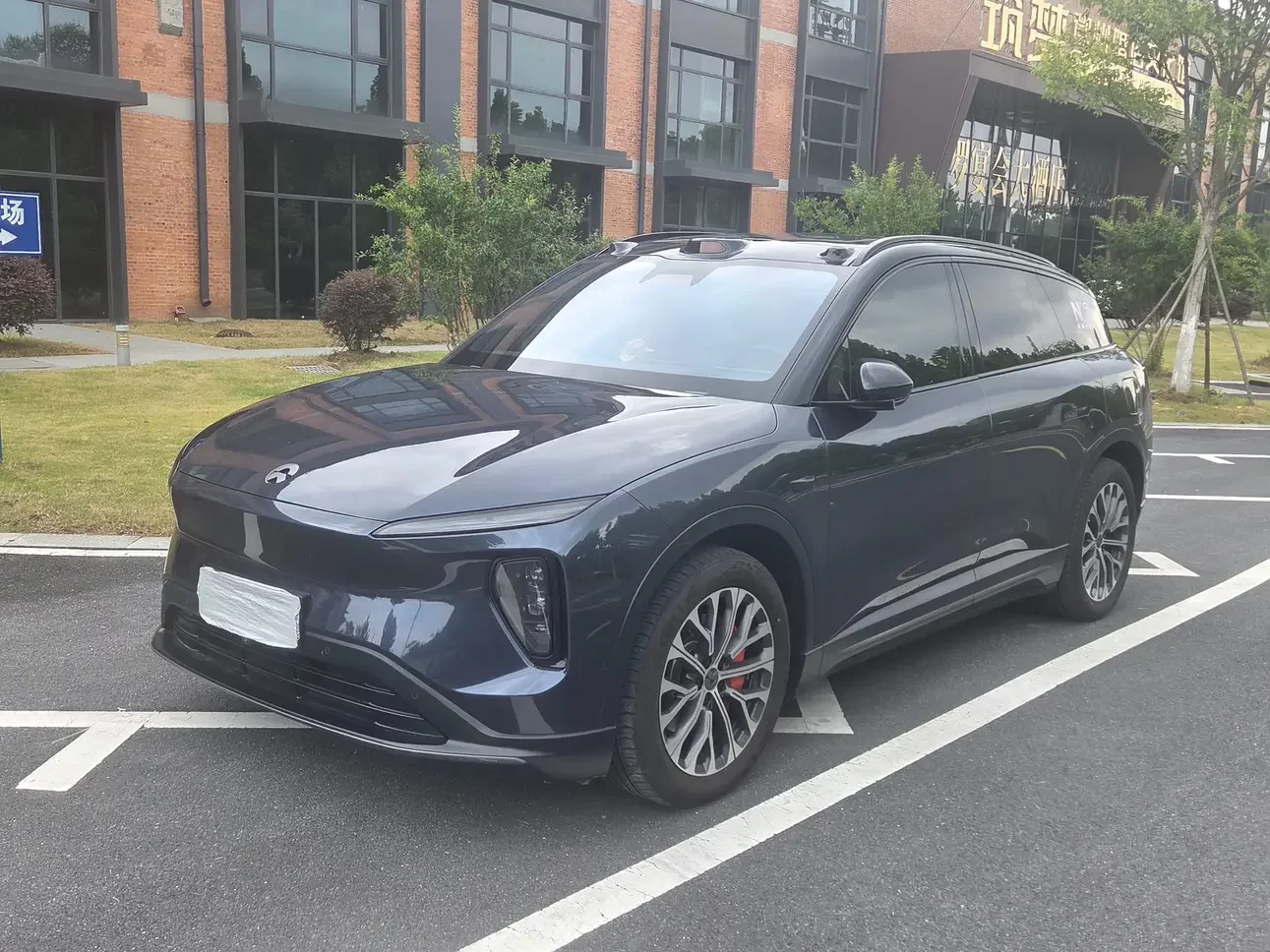 NIO ES6  из Китая