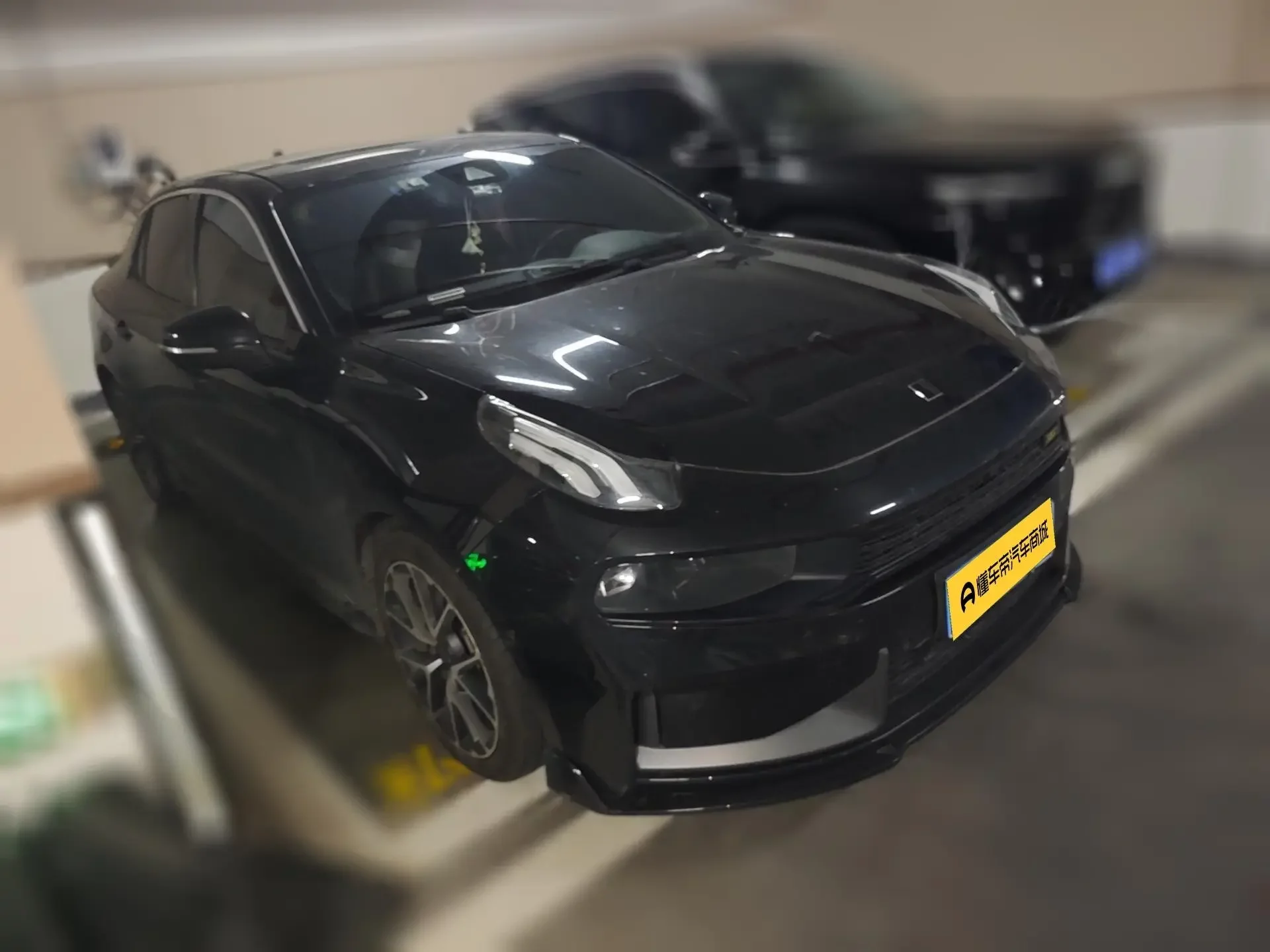 Lynk & Co 03