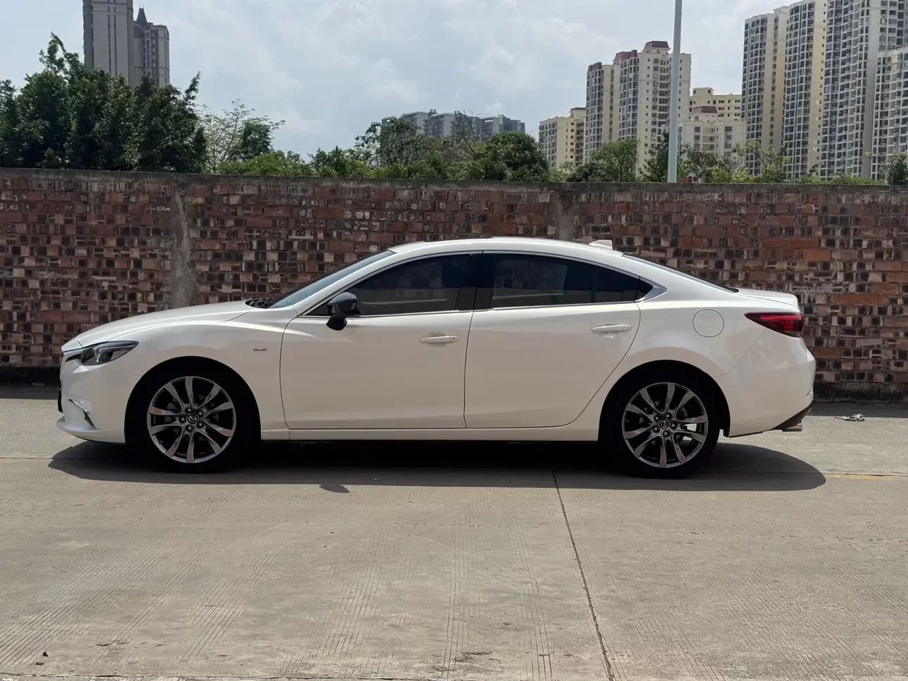 Mazda Atenza