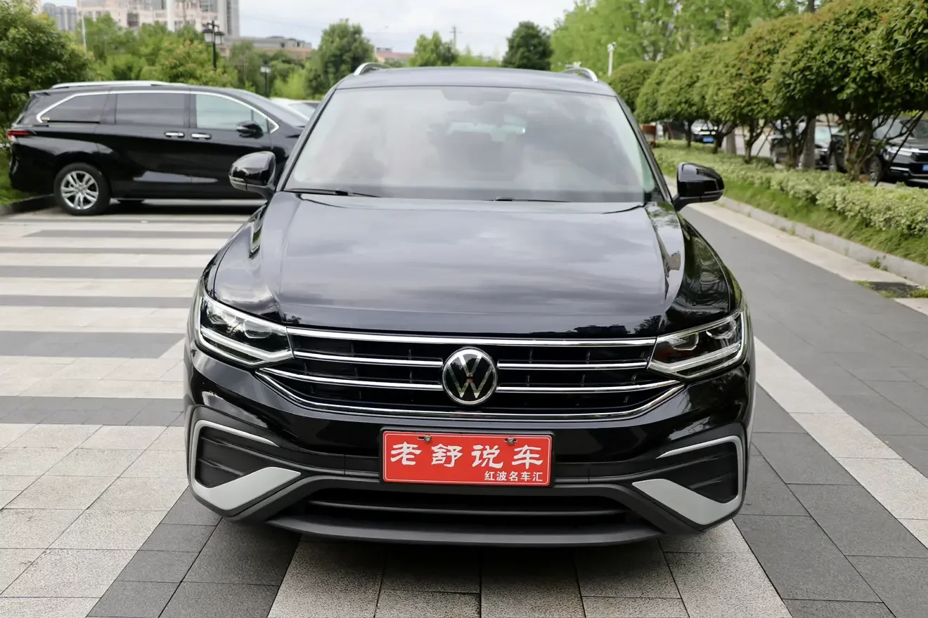 Volkswagen Tiguan L