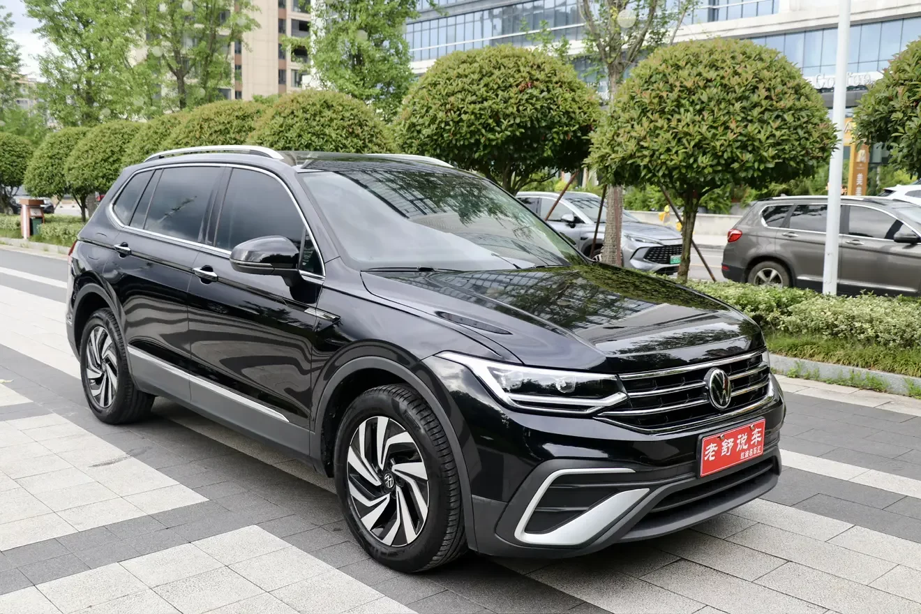 Volkswagen Tiguan L