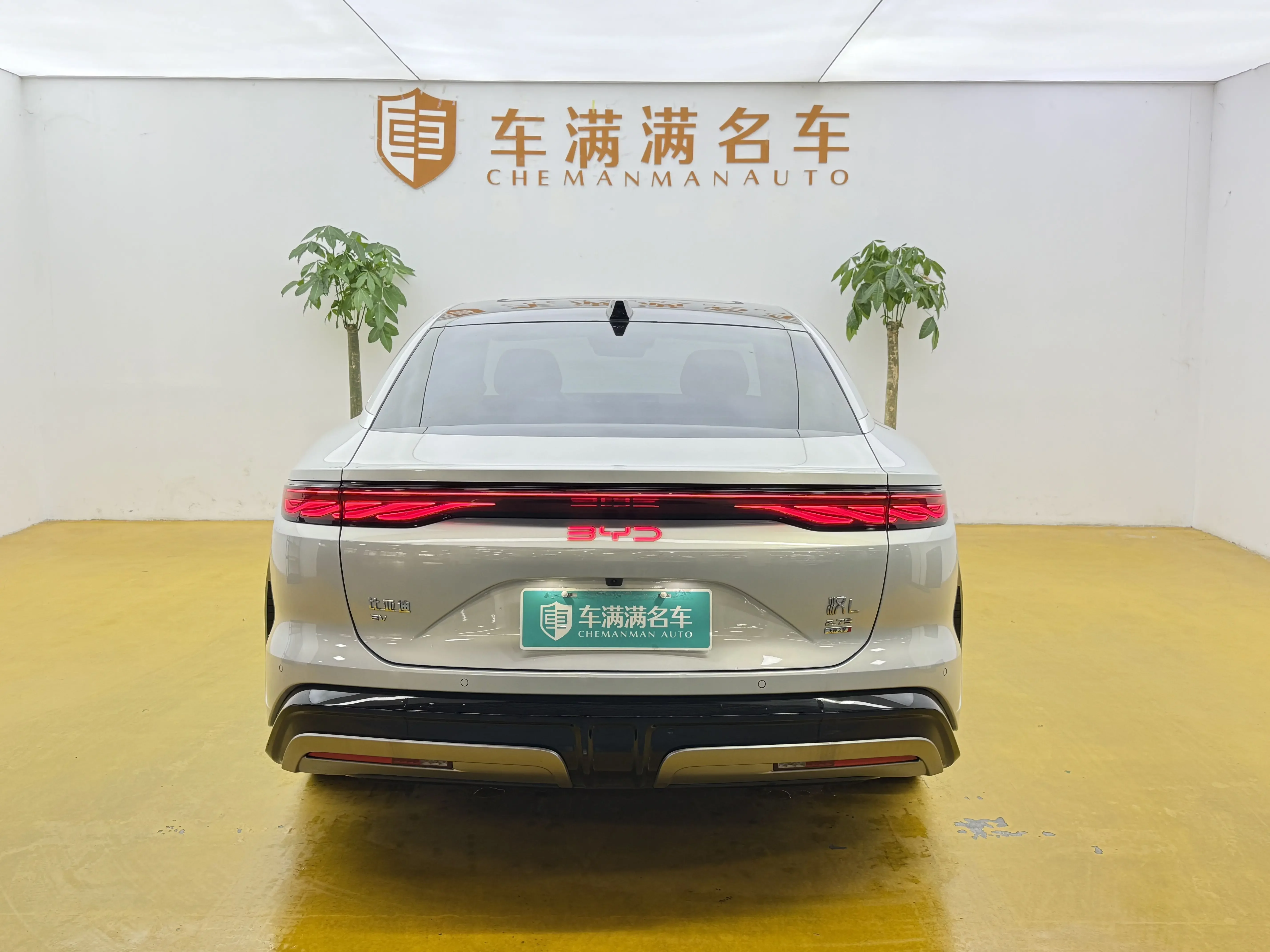 BYD Han L EV
