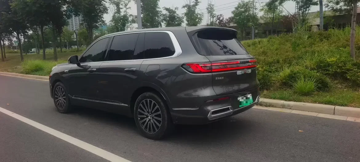 Geely Galaxy M9