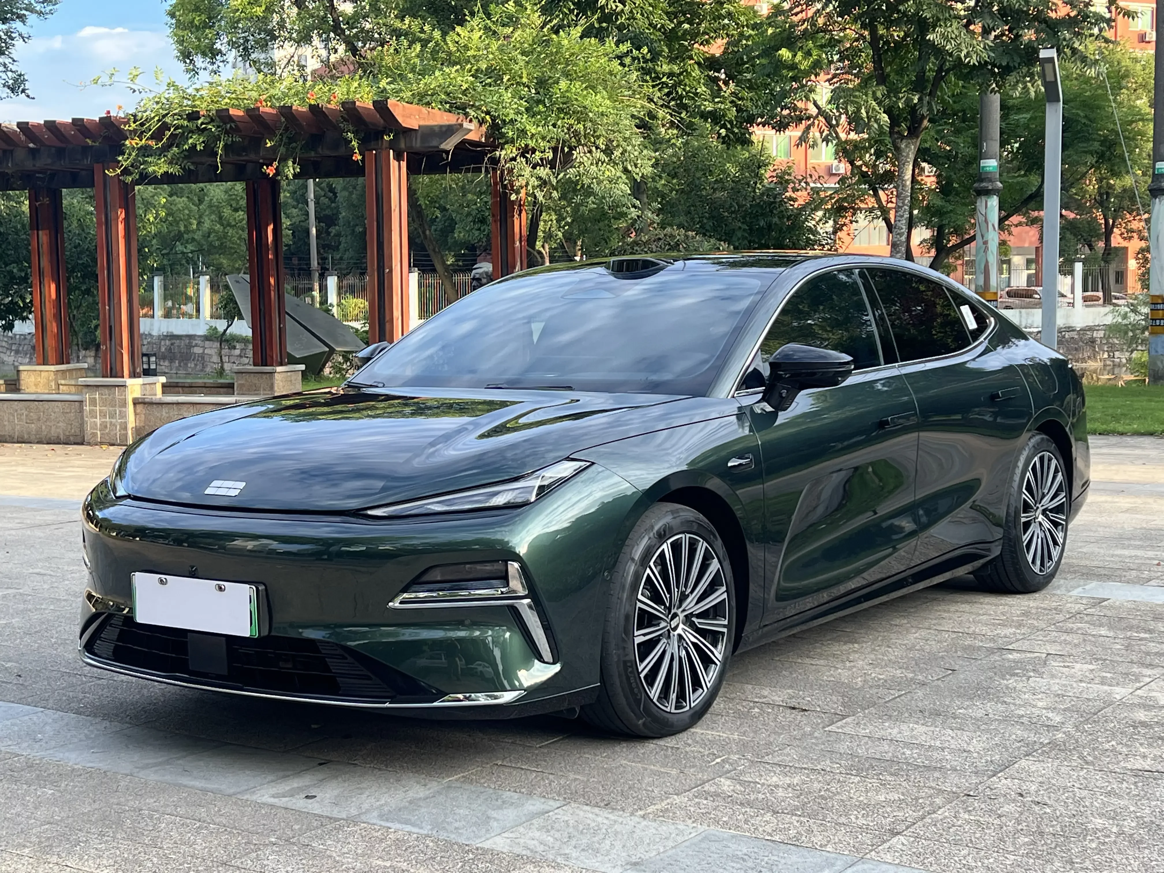 Geely Galaxy Star 8 PHEV