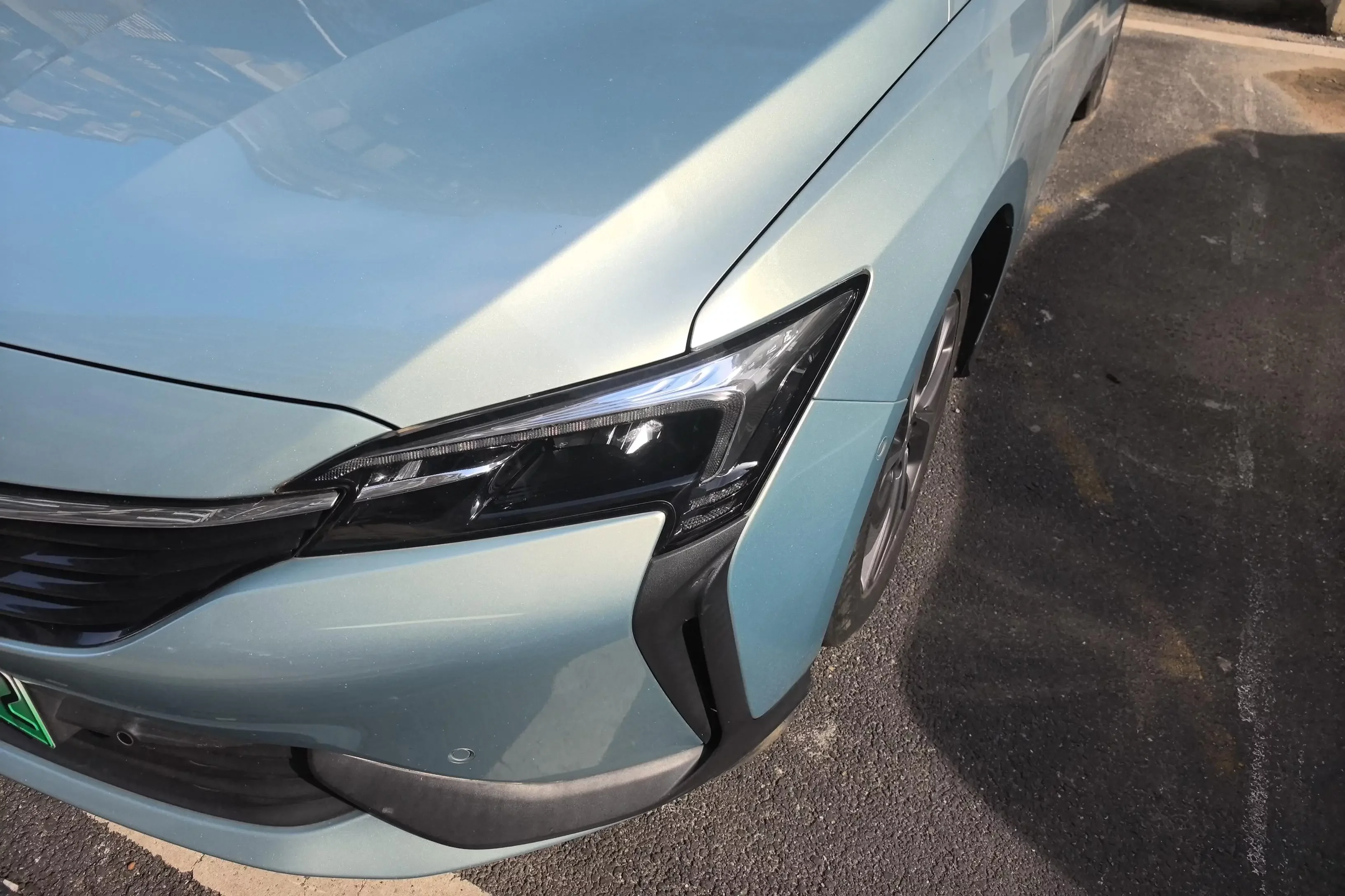 Buick Weilan 6 PHEV