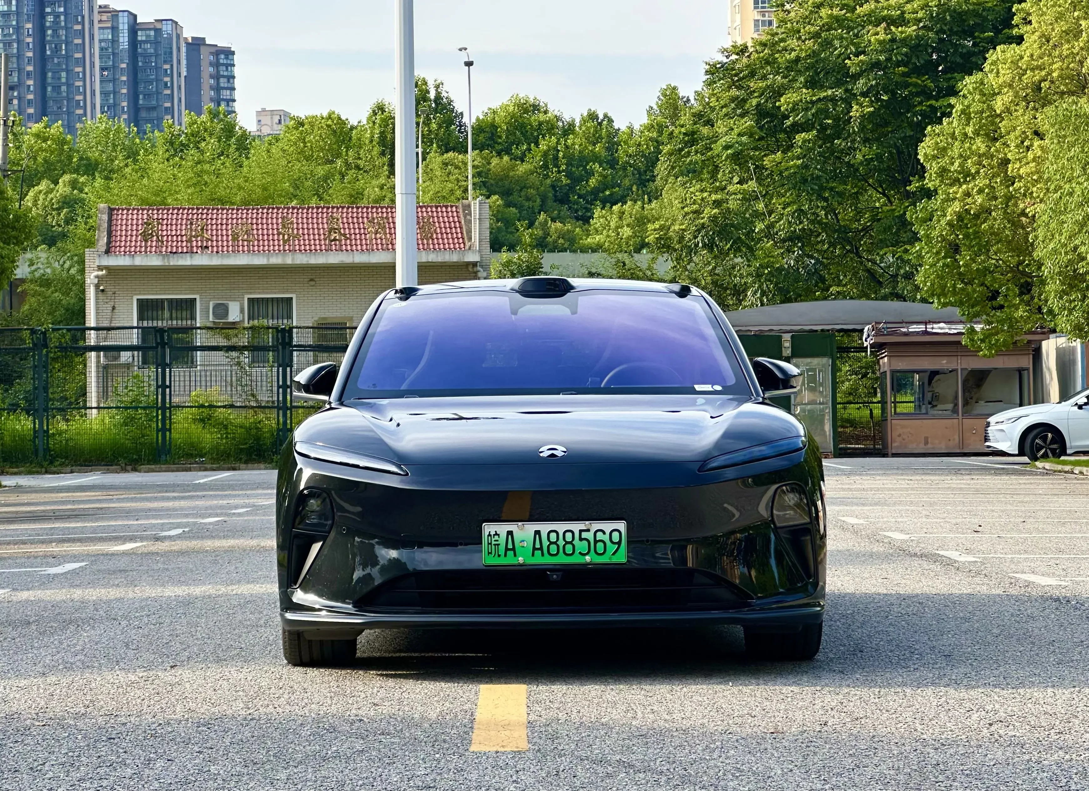 NIO ET5T  из Китая