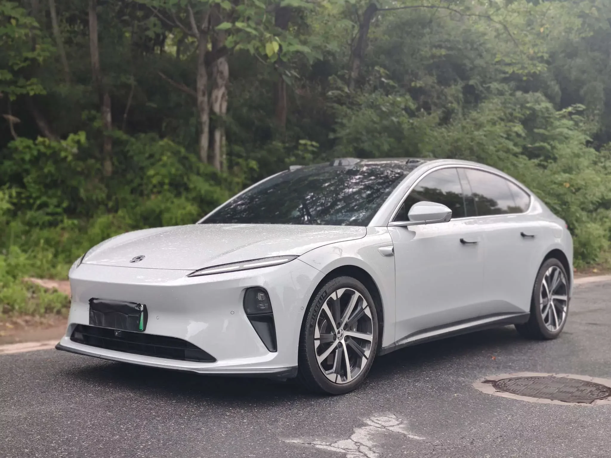 NIO ET5