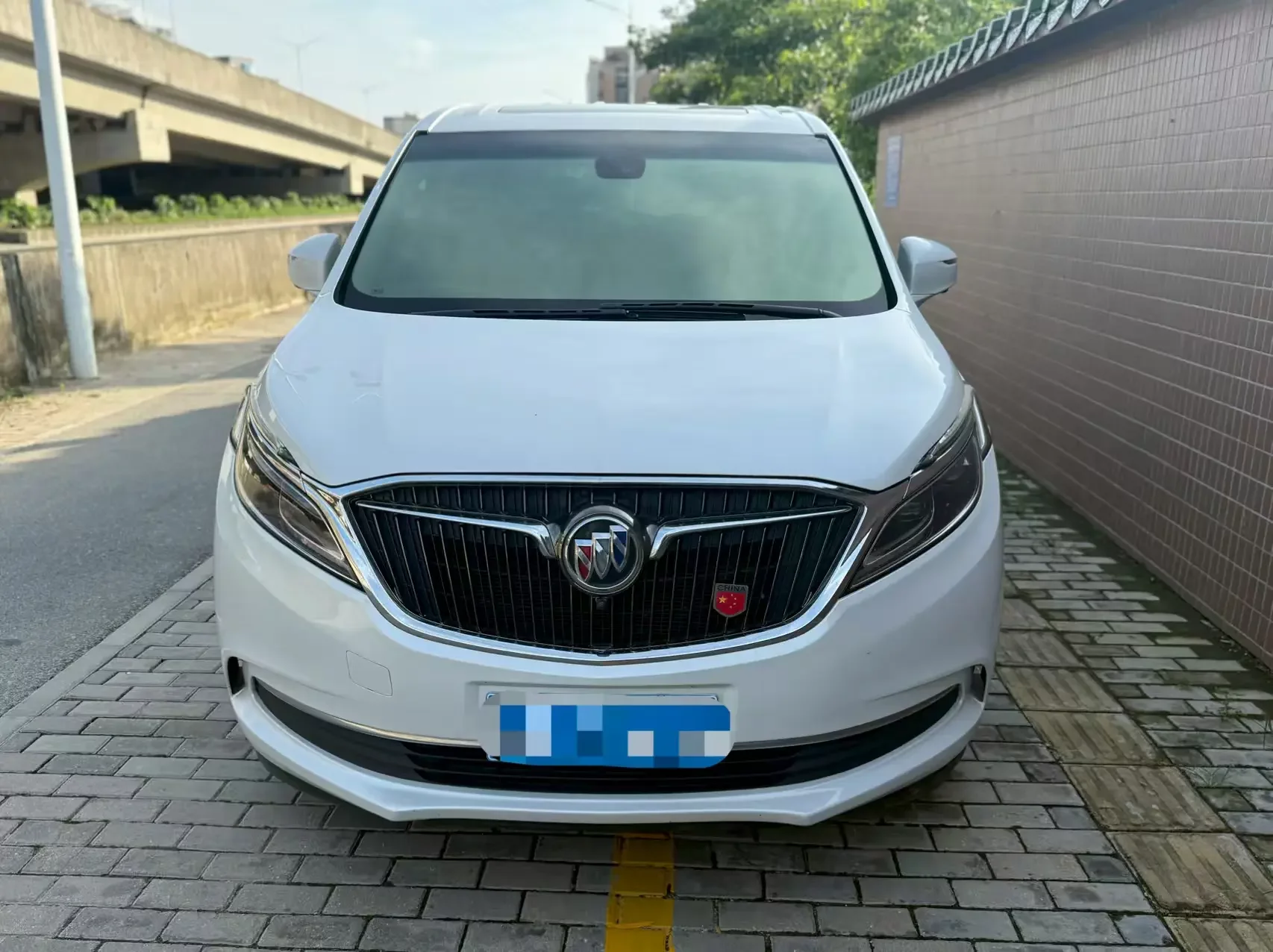 Buick GL8