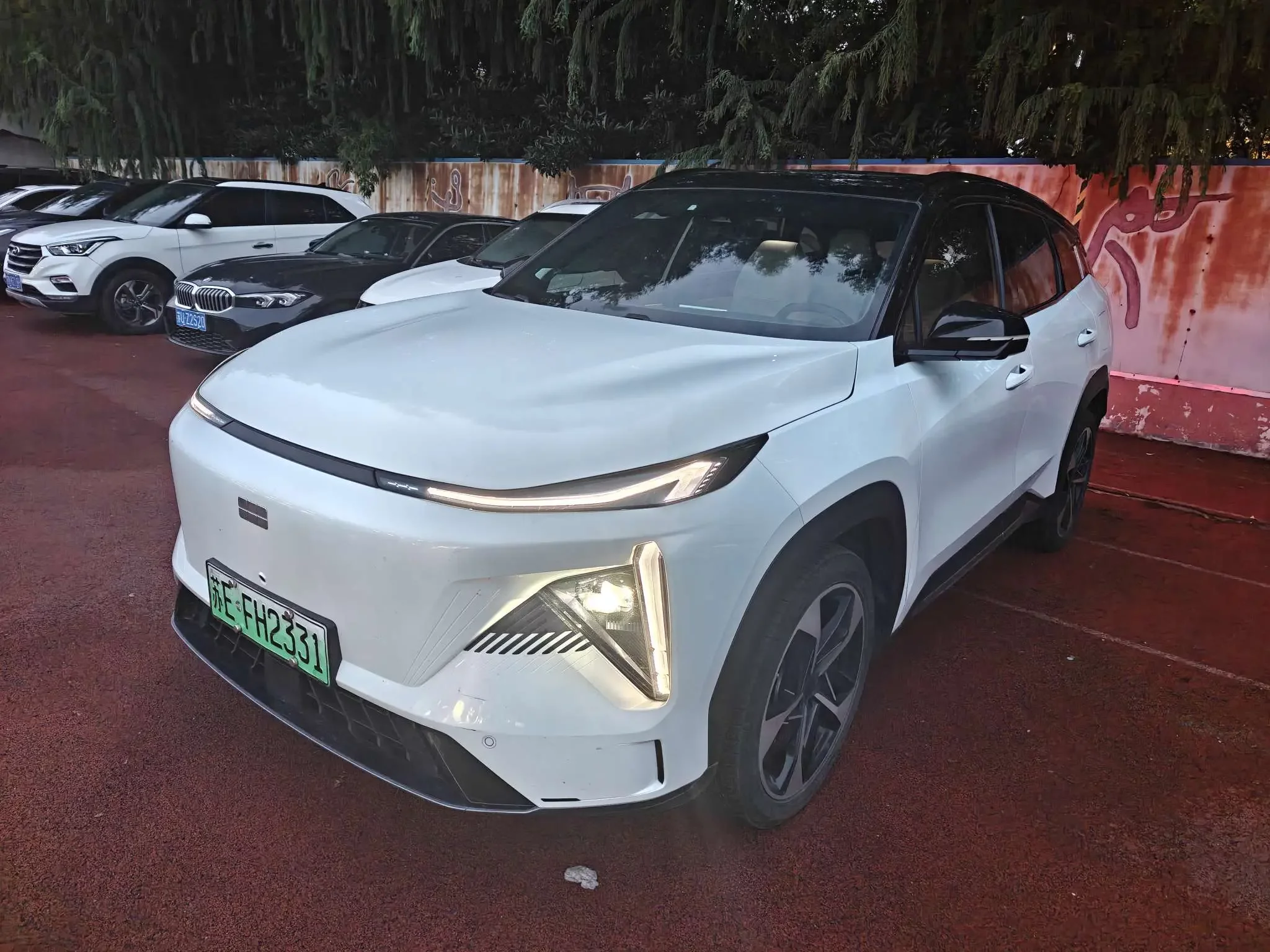 Geely Galaxy L7