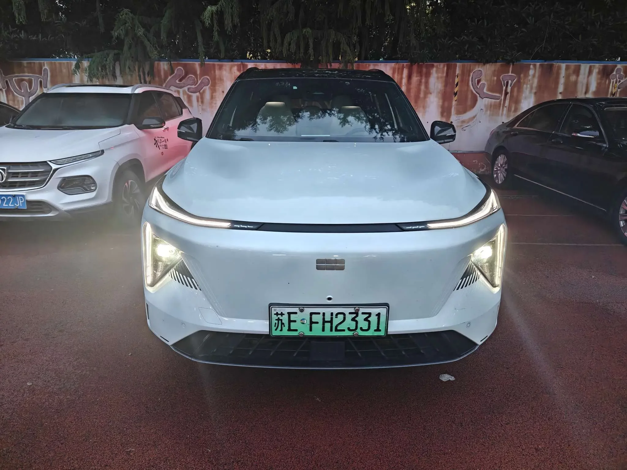 Geely Galaxy L7