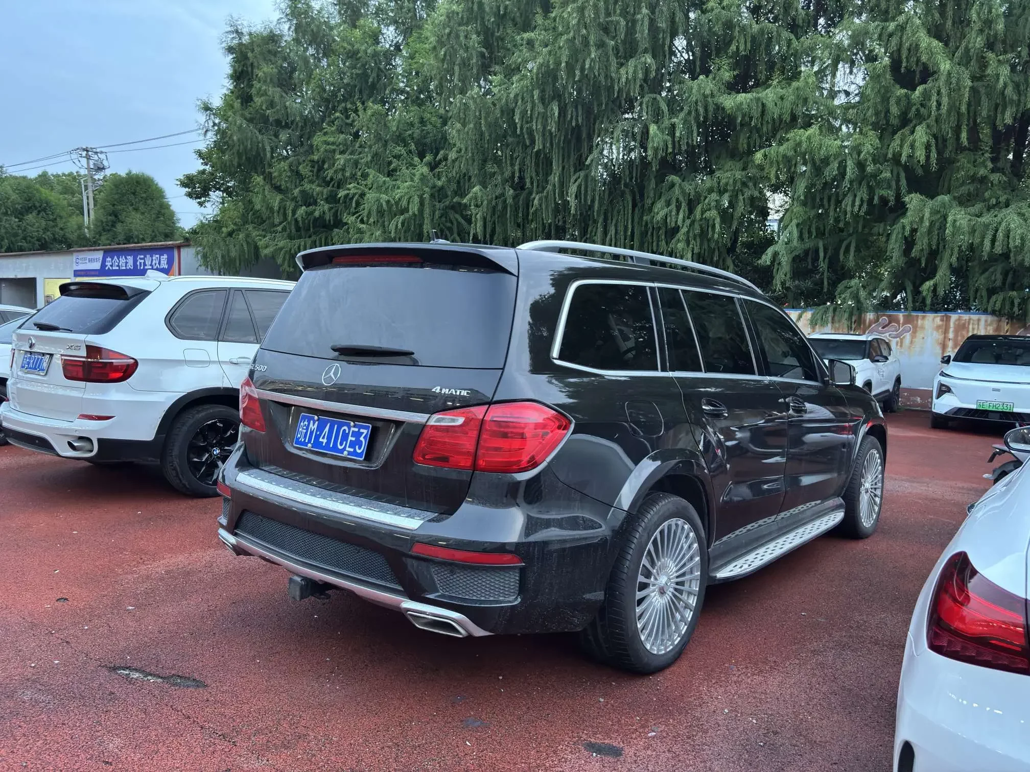 Mercedes-Benz GL Class