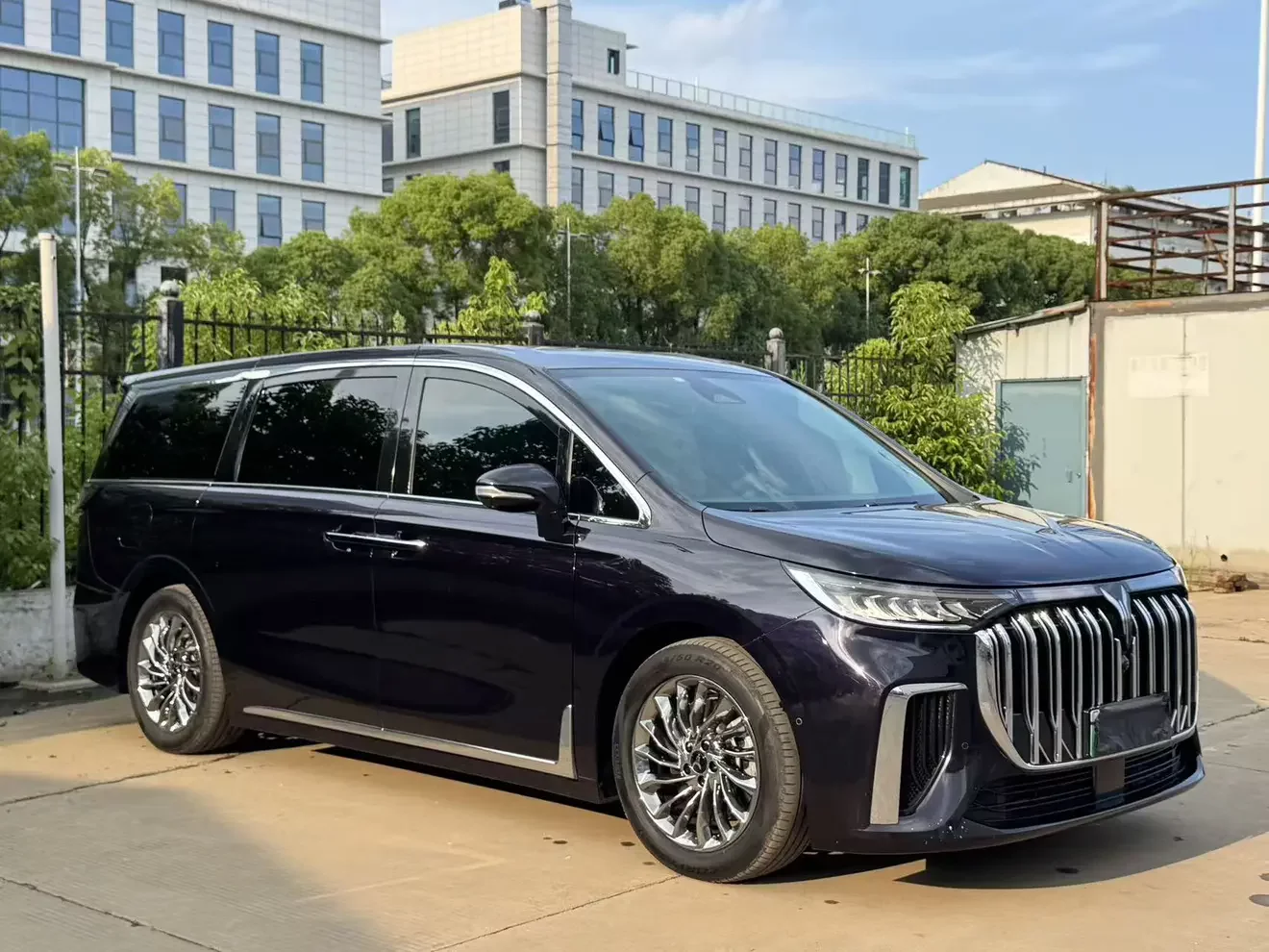 Voyah Lantu Dreamer PHEV