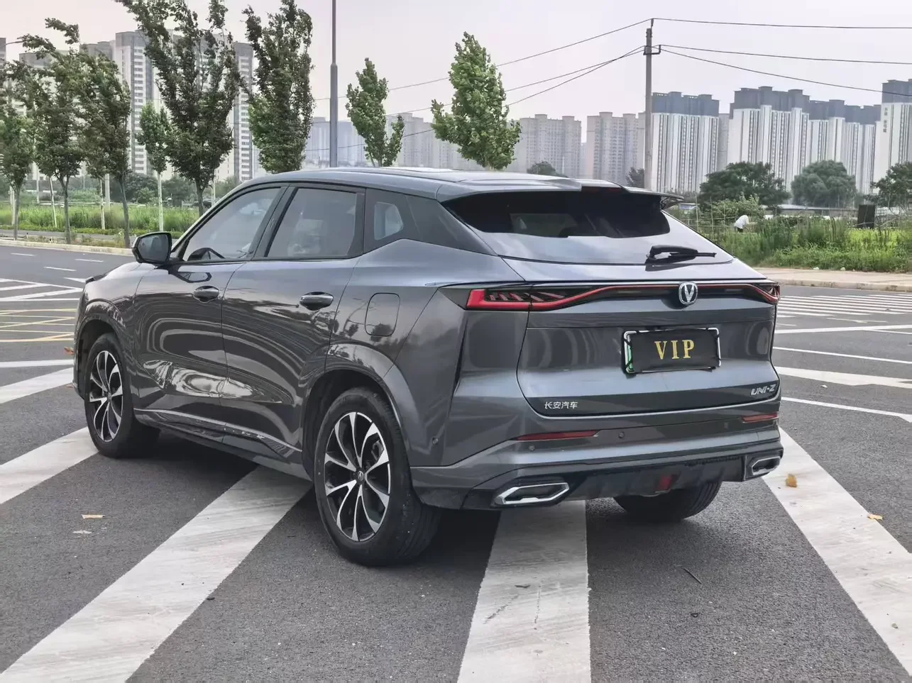 Changan UNI-Z PHEV