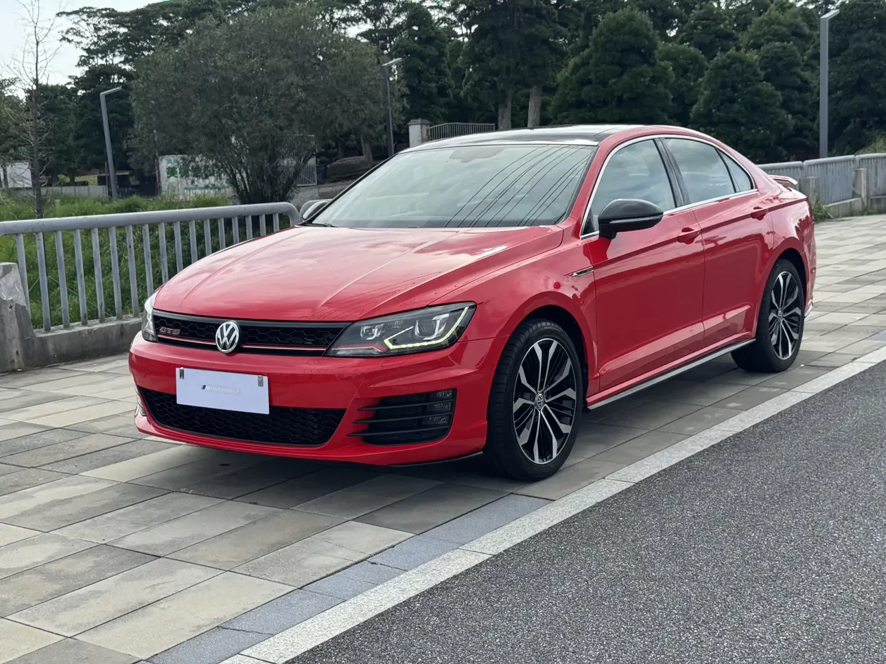 Volkswagen Lamando