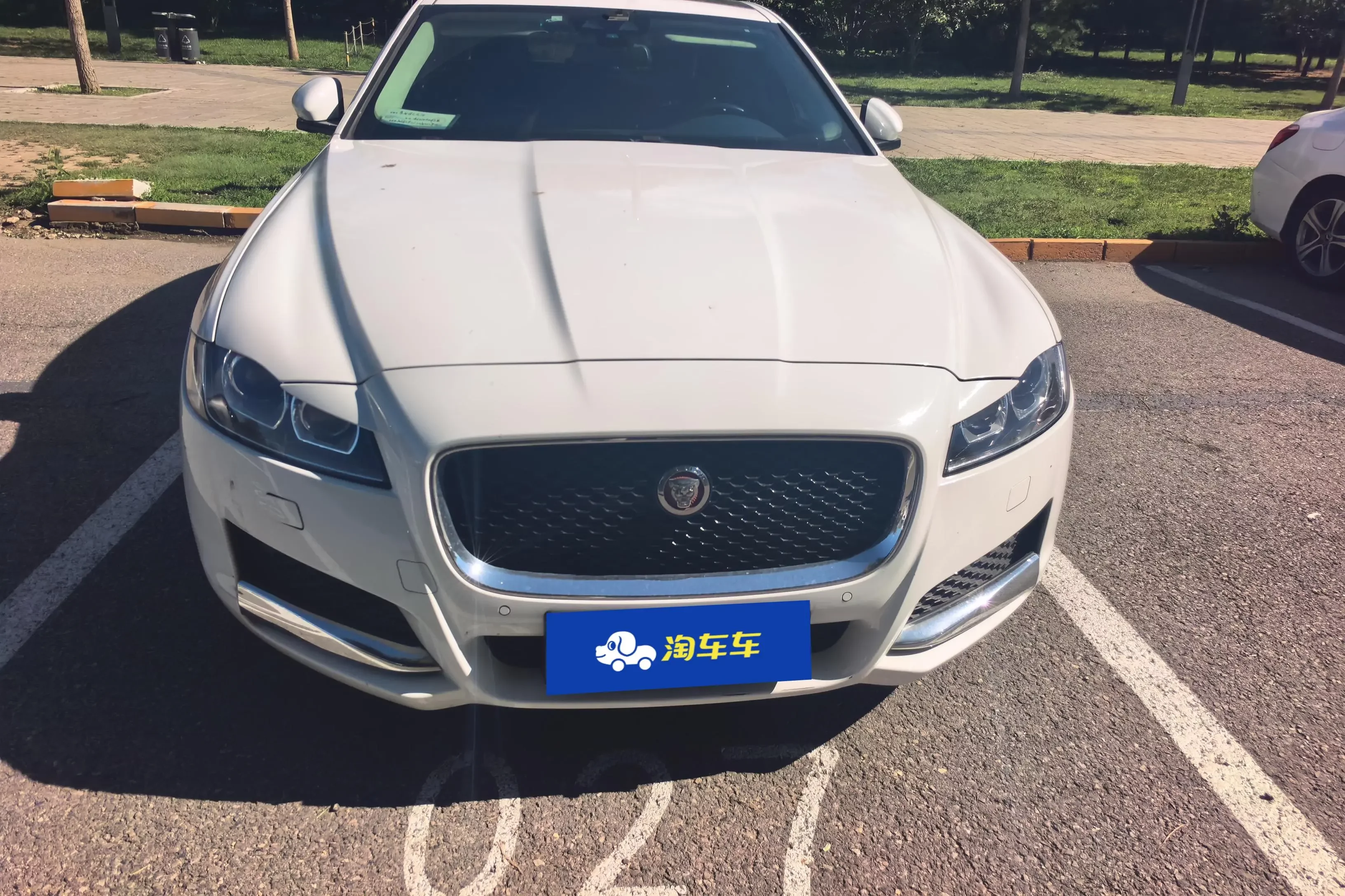 Jaguar XFL